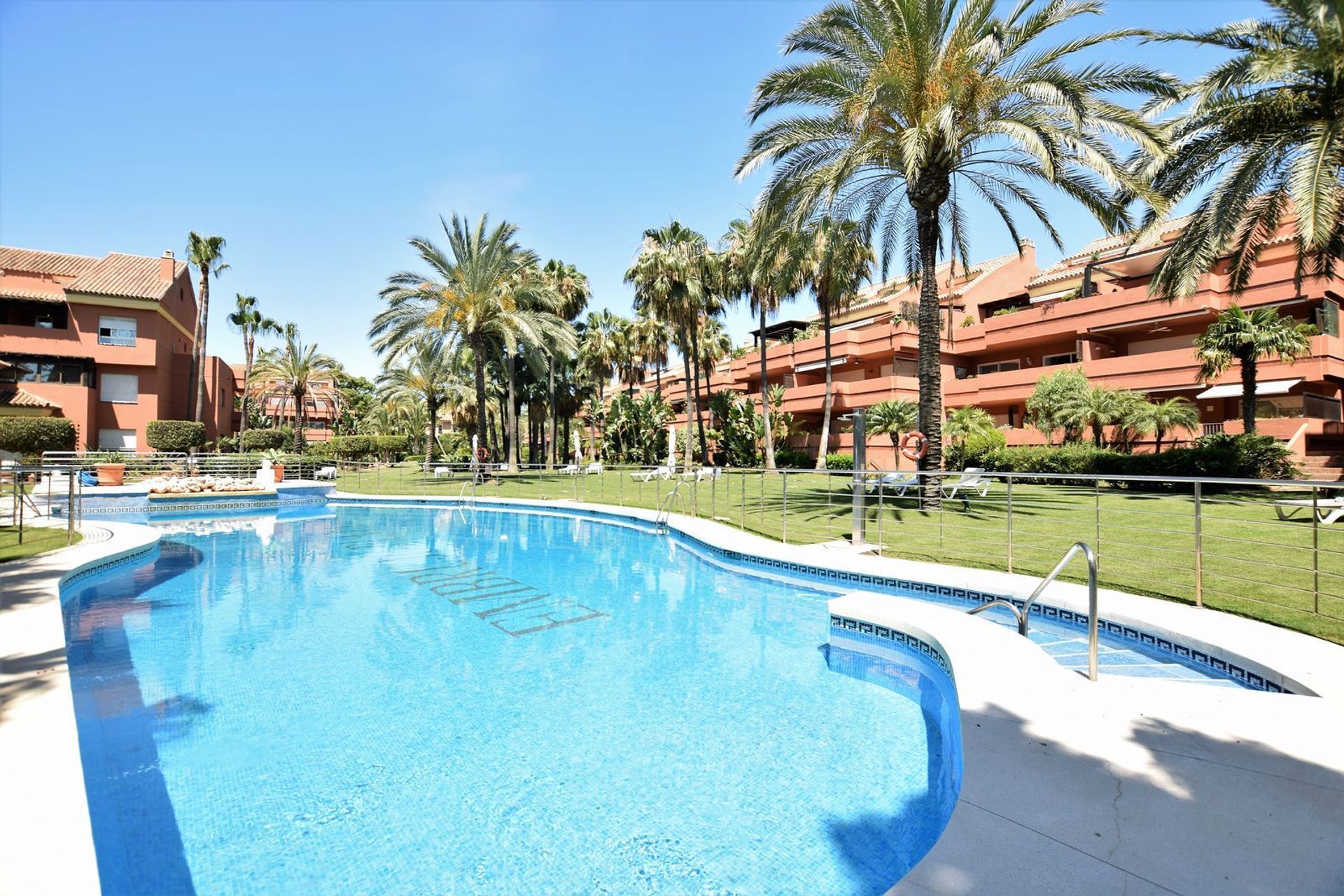 Kondominium w Marbella, Andalucía 11890788