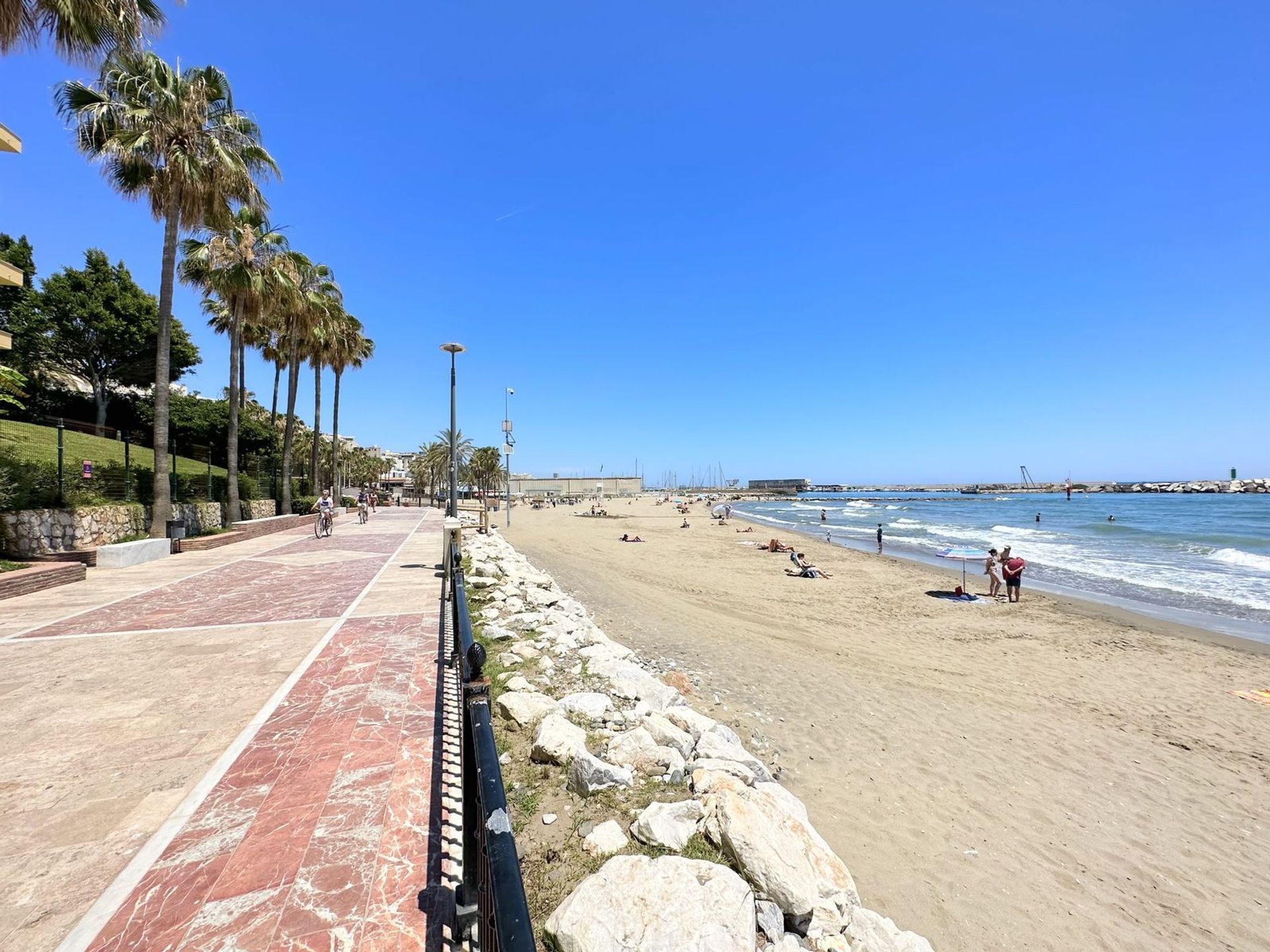 Eigentumswohnung im Marbella, Andalucía 11890792