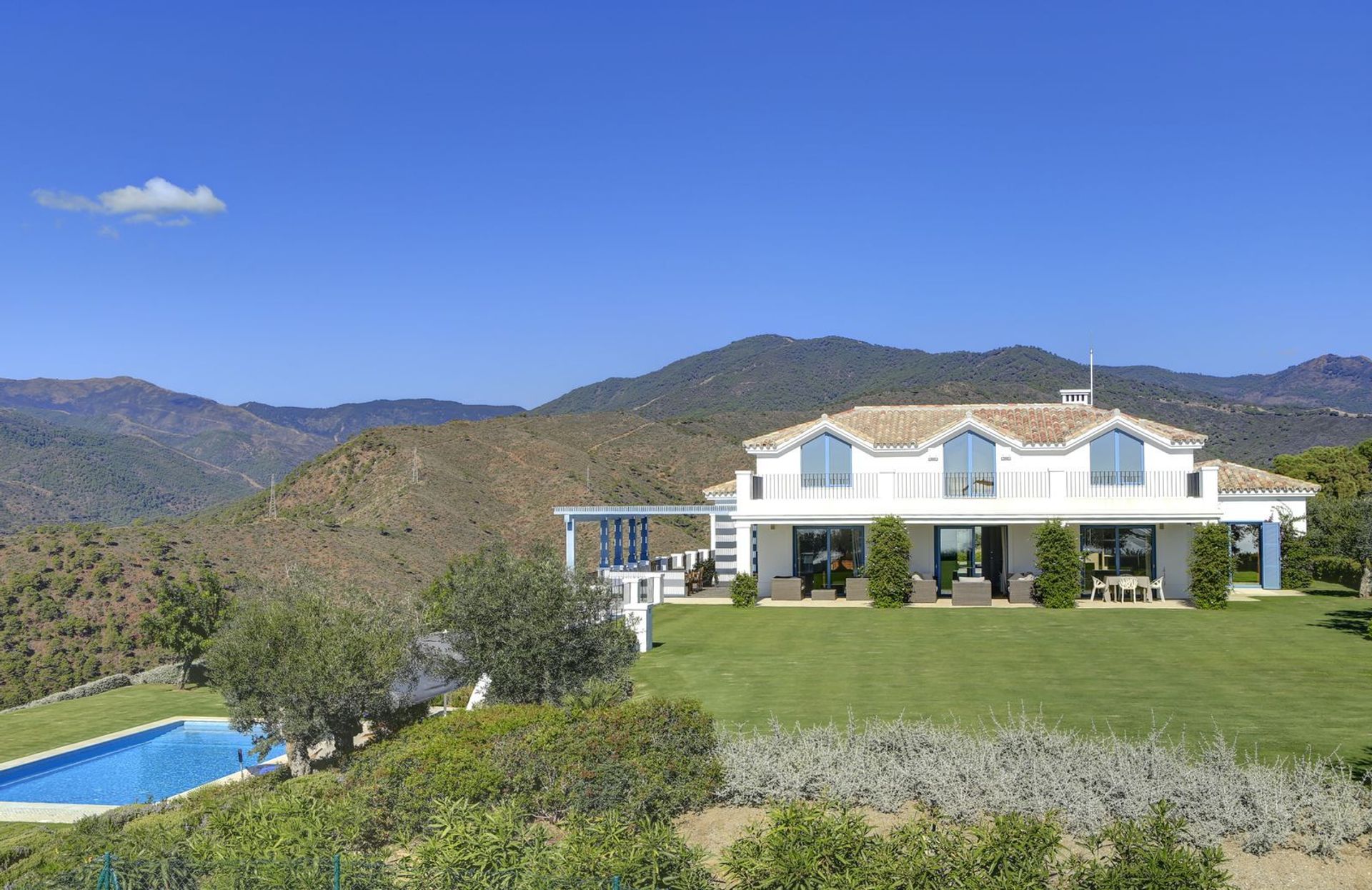 House in Benahavis, Andalusia 11890795