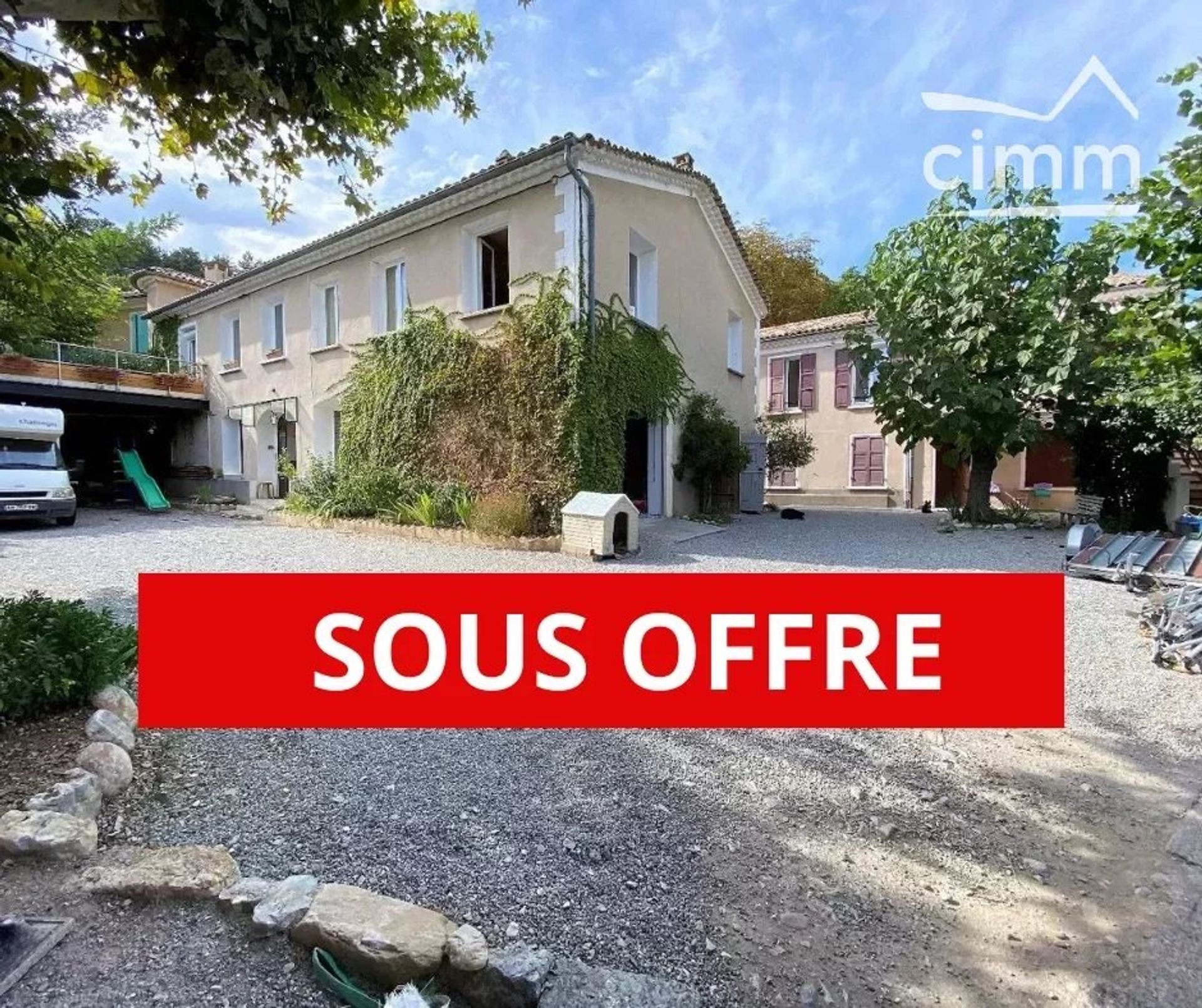 Outro no Sisteron, Provence-Alpes-Cote d'Azur 11891152