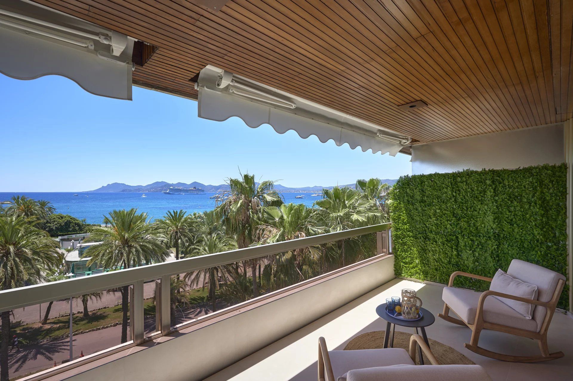 Osakehuoneisto sisään Cannes, Provence-Alpes-Côte d'Azur 11895537