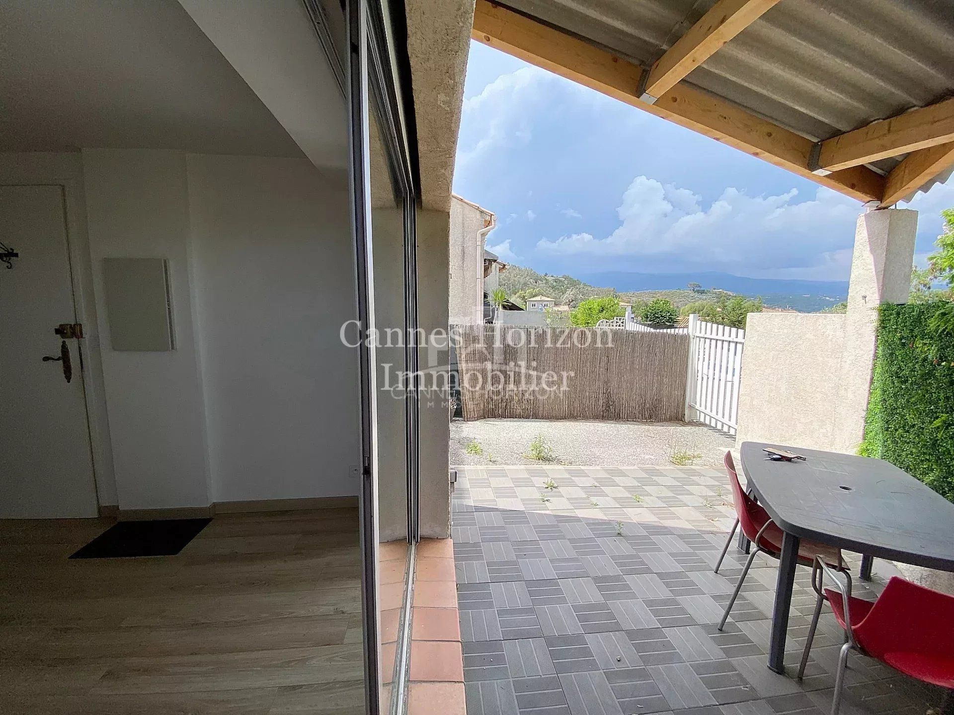 Casas Múltiplas no Pégomas, Alpes-Maritimes 11897094