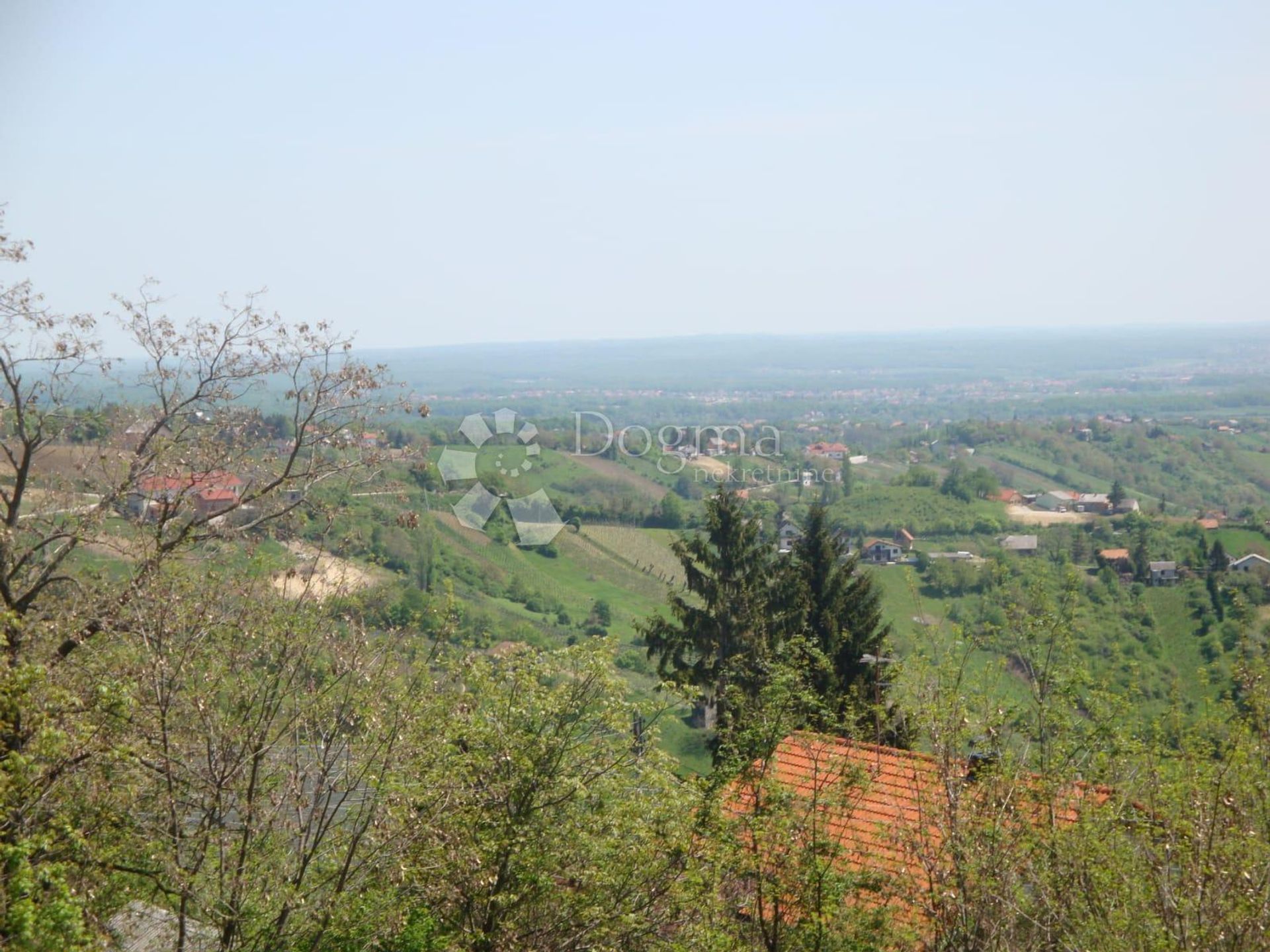 Land i Jastrebarsko, Zagrebacka Zupanija 11897280