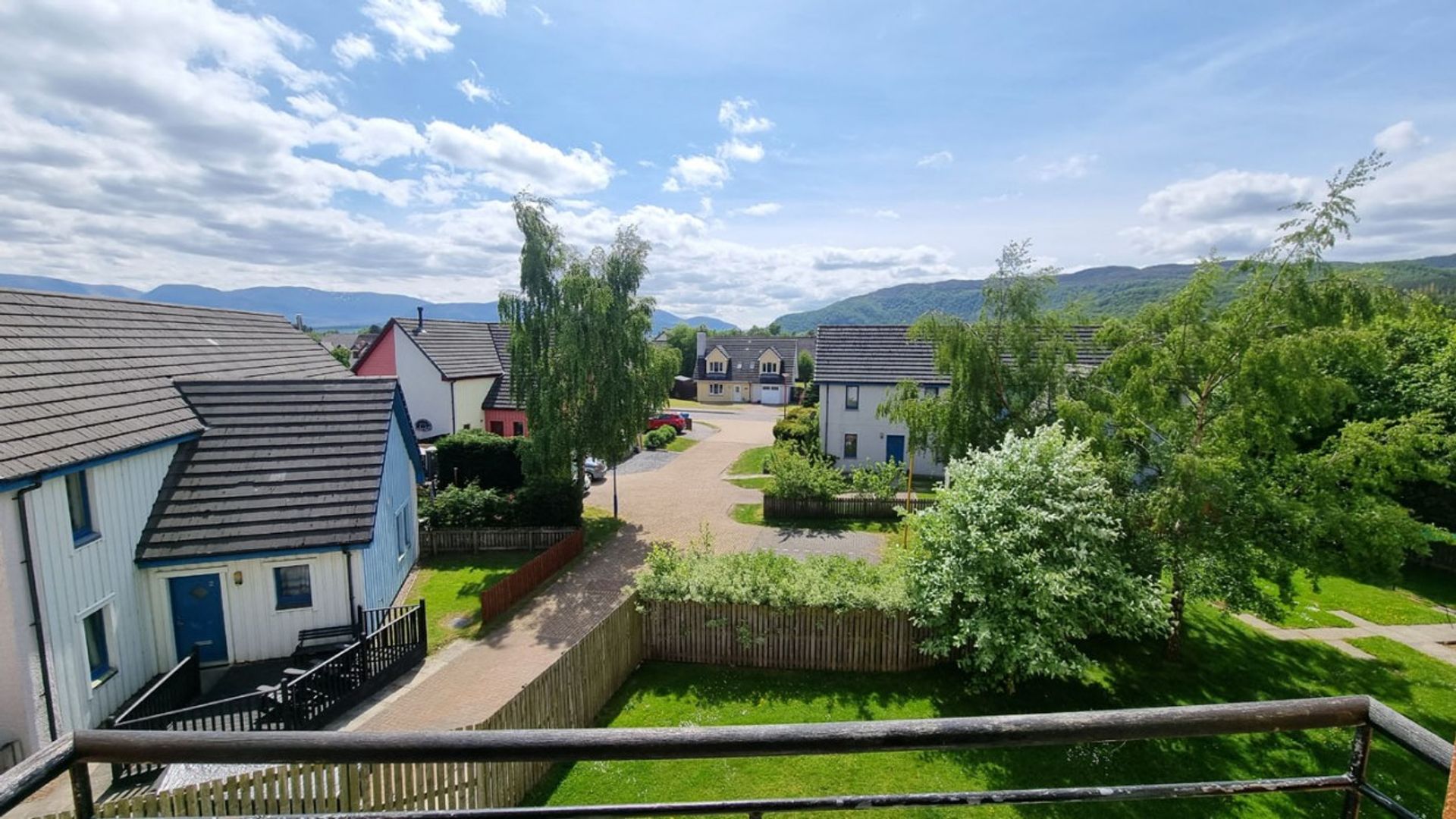 सम्मिलित में Aviemore, अधित्यका 11898091