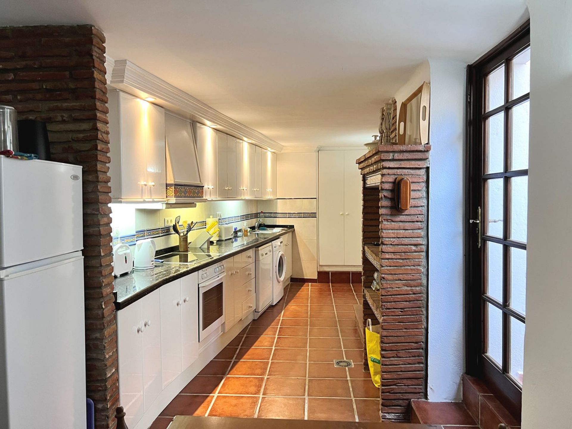 Condominium in Mijas, Andalusia 11898108