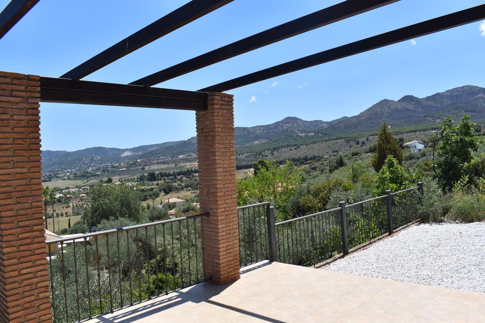 casa en Alhaurín de la Torre, Andalucía 11898235