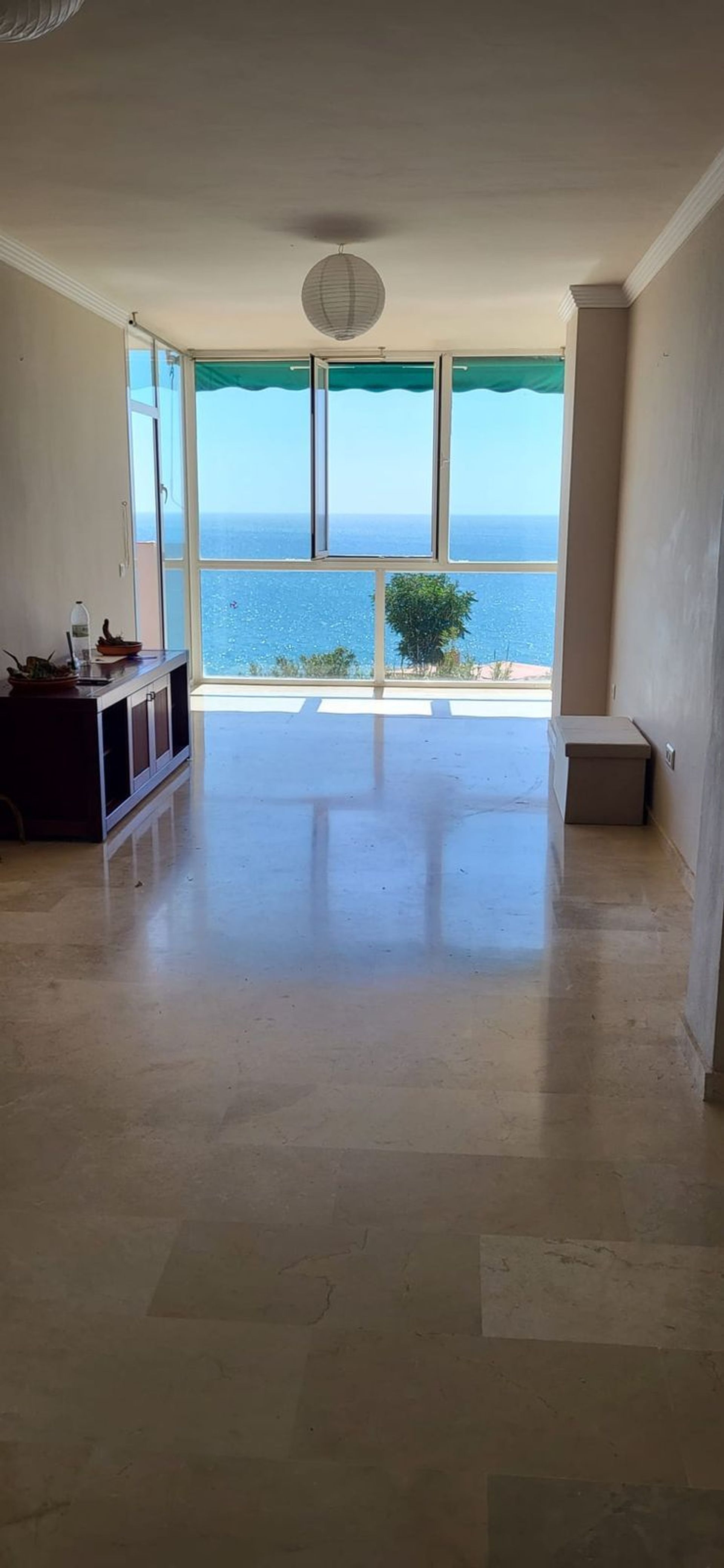 Condominium in Fuengirola, Andalusië 11901334