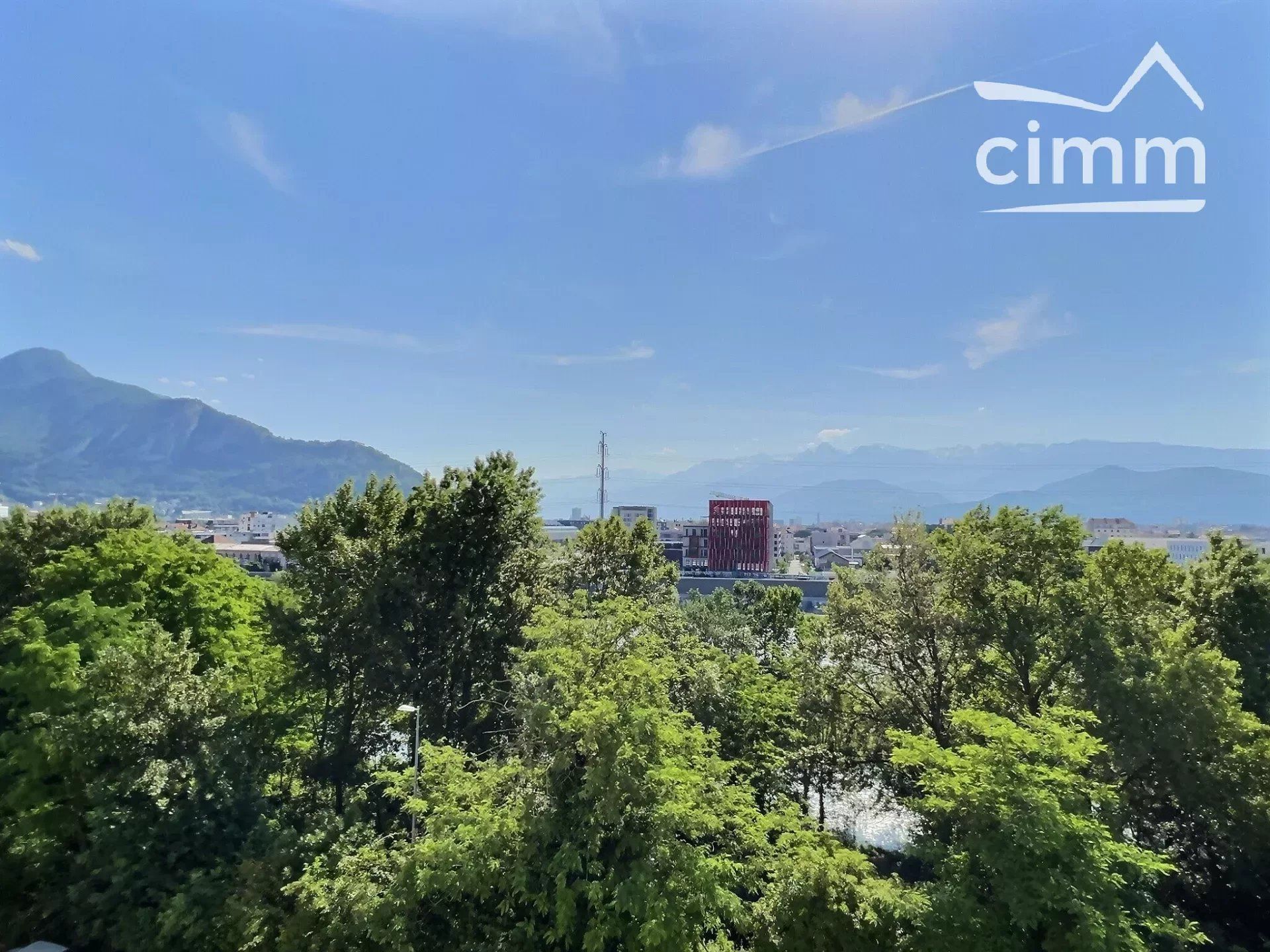 Condominio nel Eaux Claires, Auvergne-Rhone-Alpes 11907109