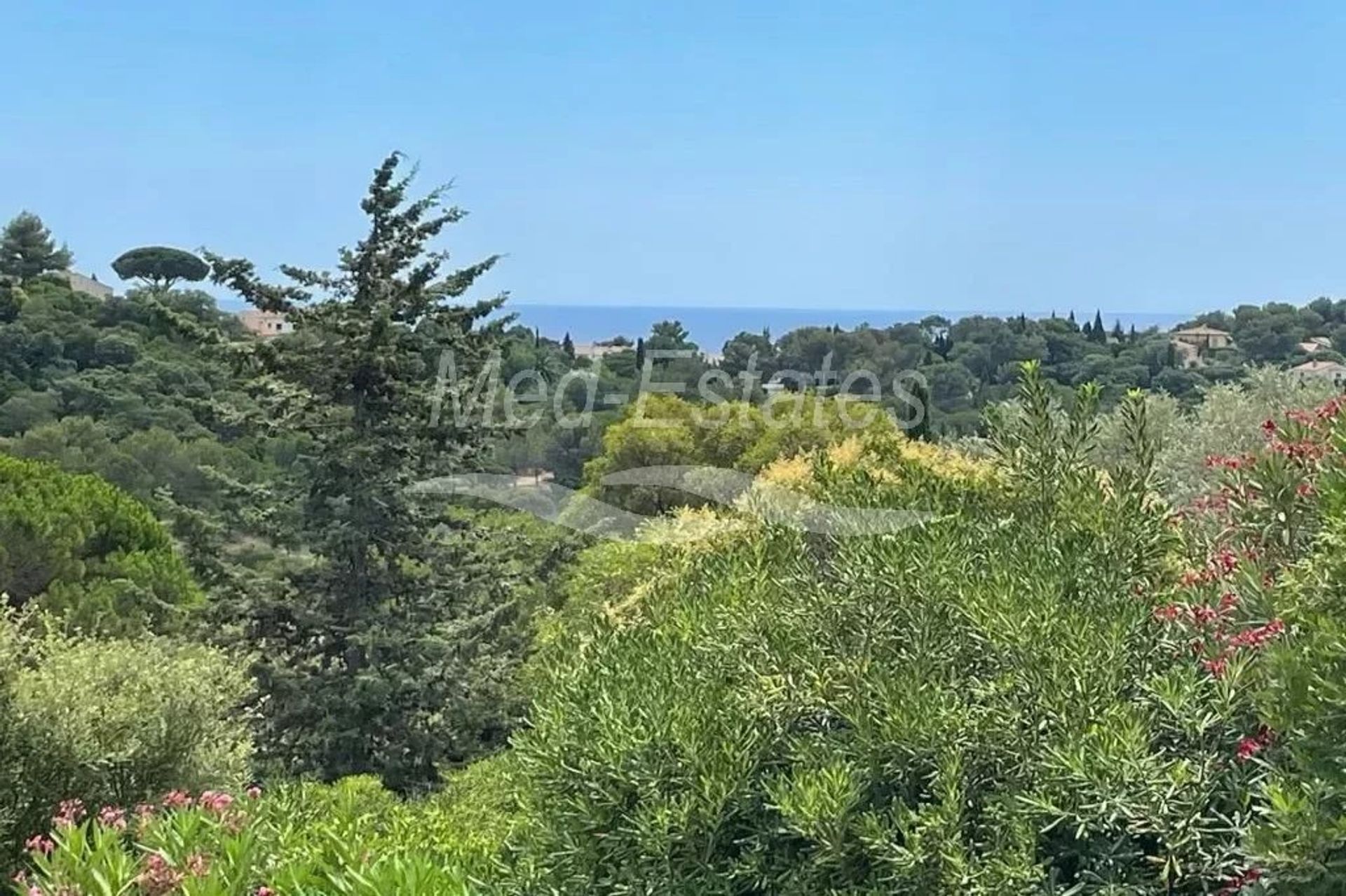 loger dans La Croix Valmer, Provence-Alpes-Côte d'Azur 11907431