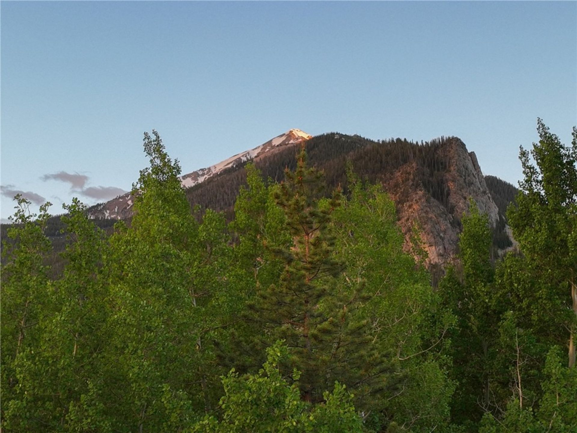 Muitas famílias no Frisco, Colorado 11909741