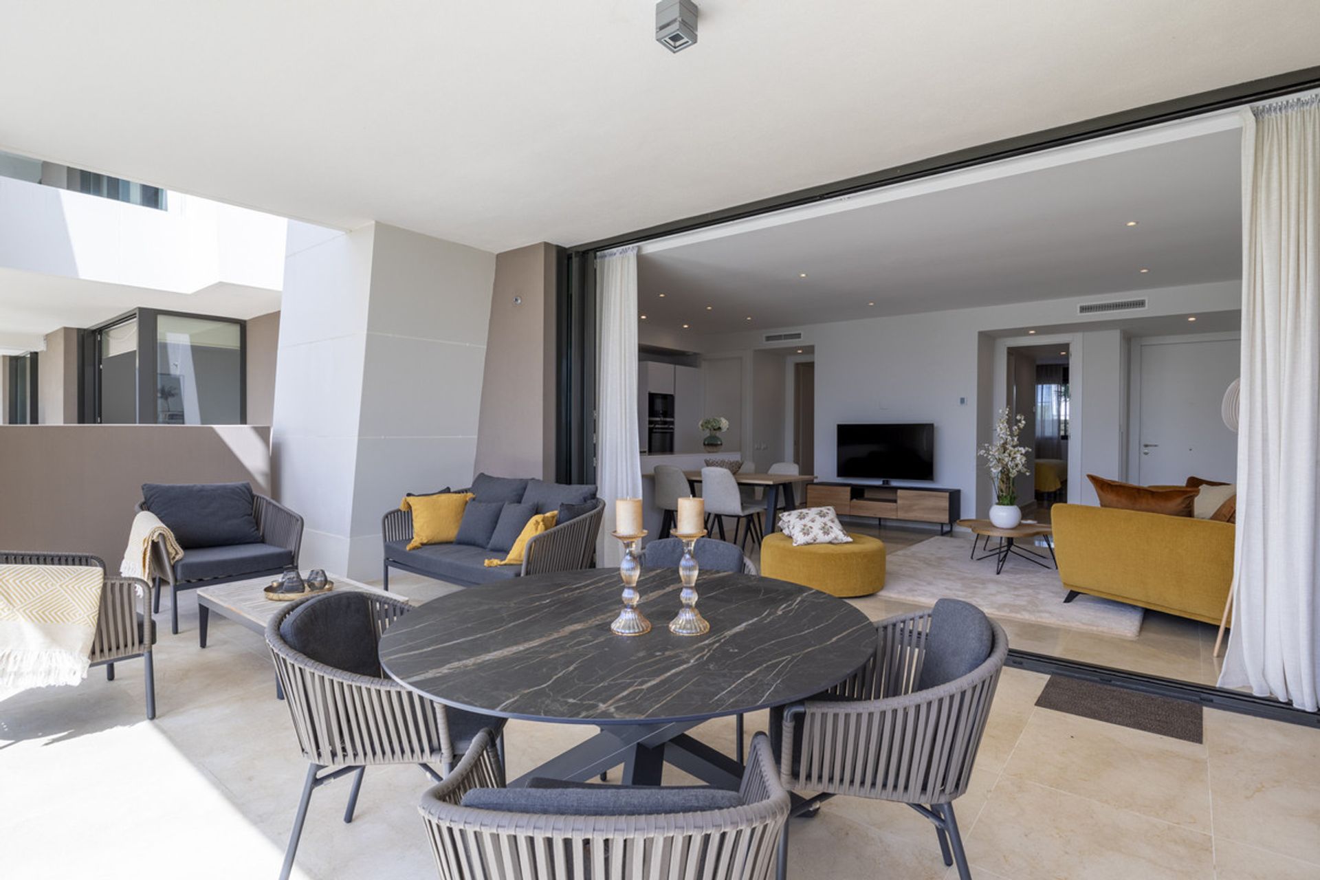 Condominio nel Marbella, Andalusia 11911077