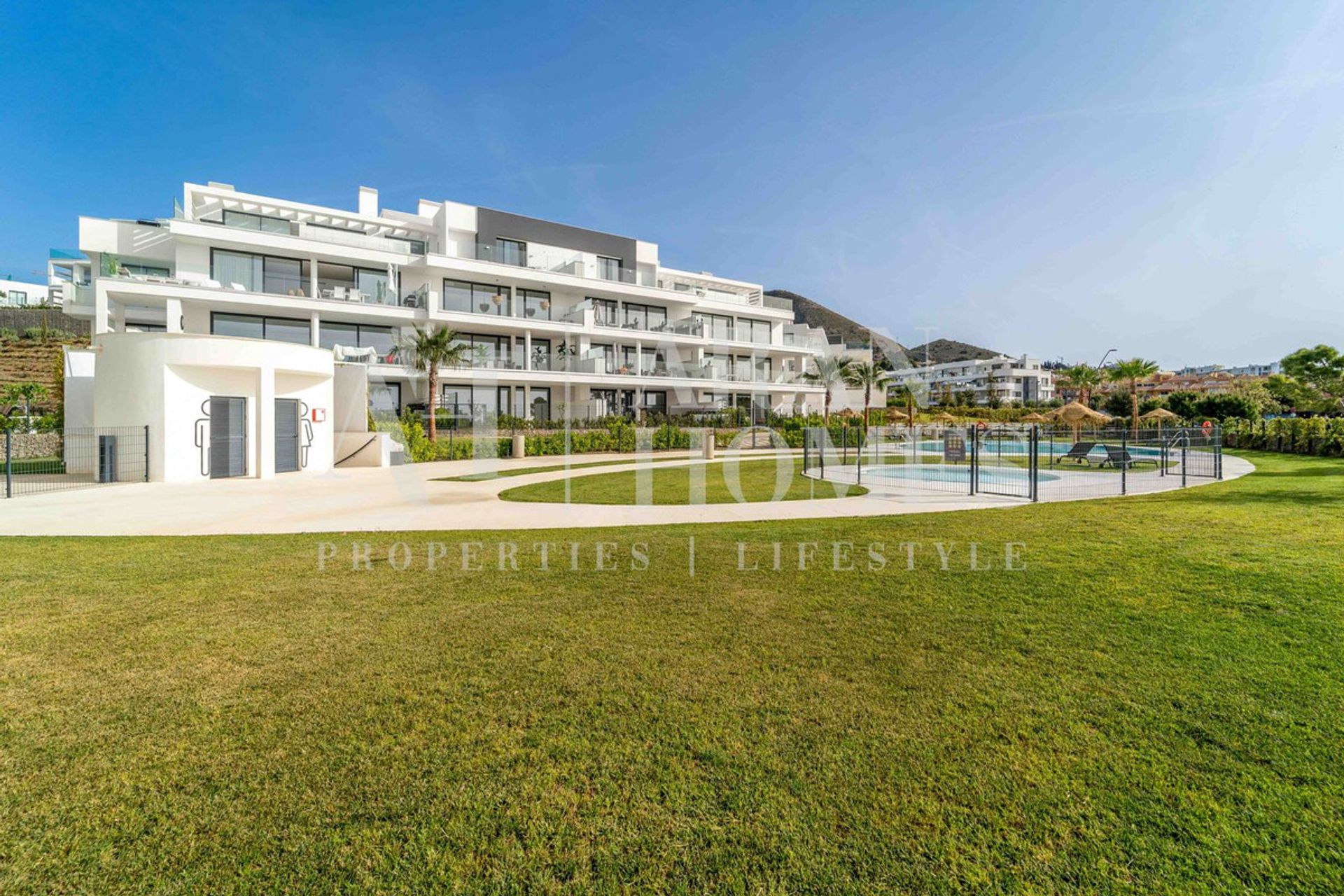 Condominio nel Fuengirola, Andalucía 11911481