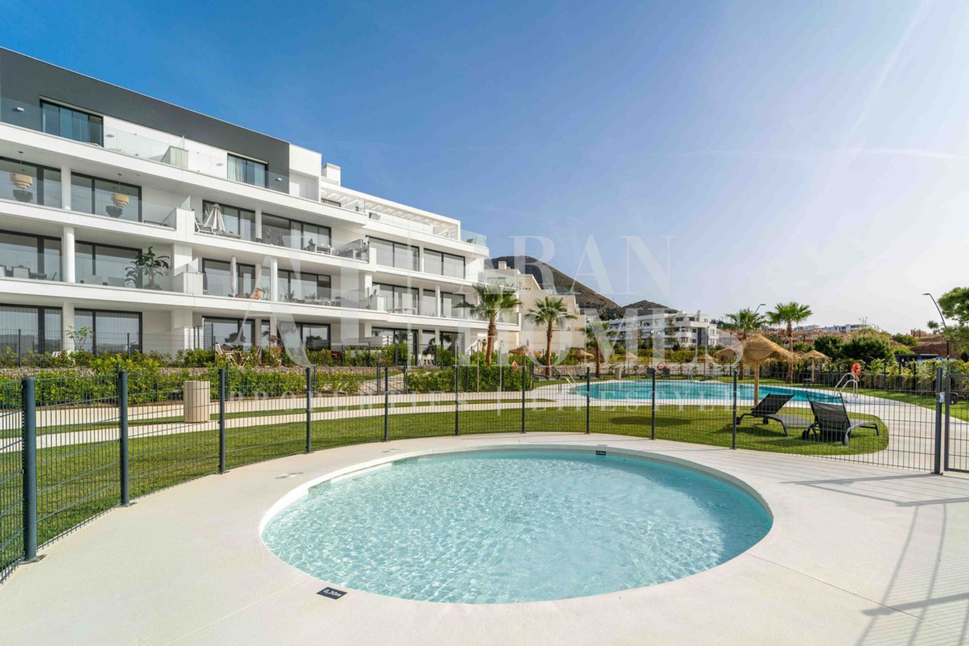 Condominio en Fuengirola, Andalucía 11911481