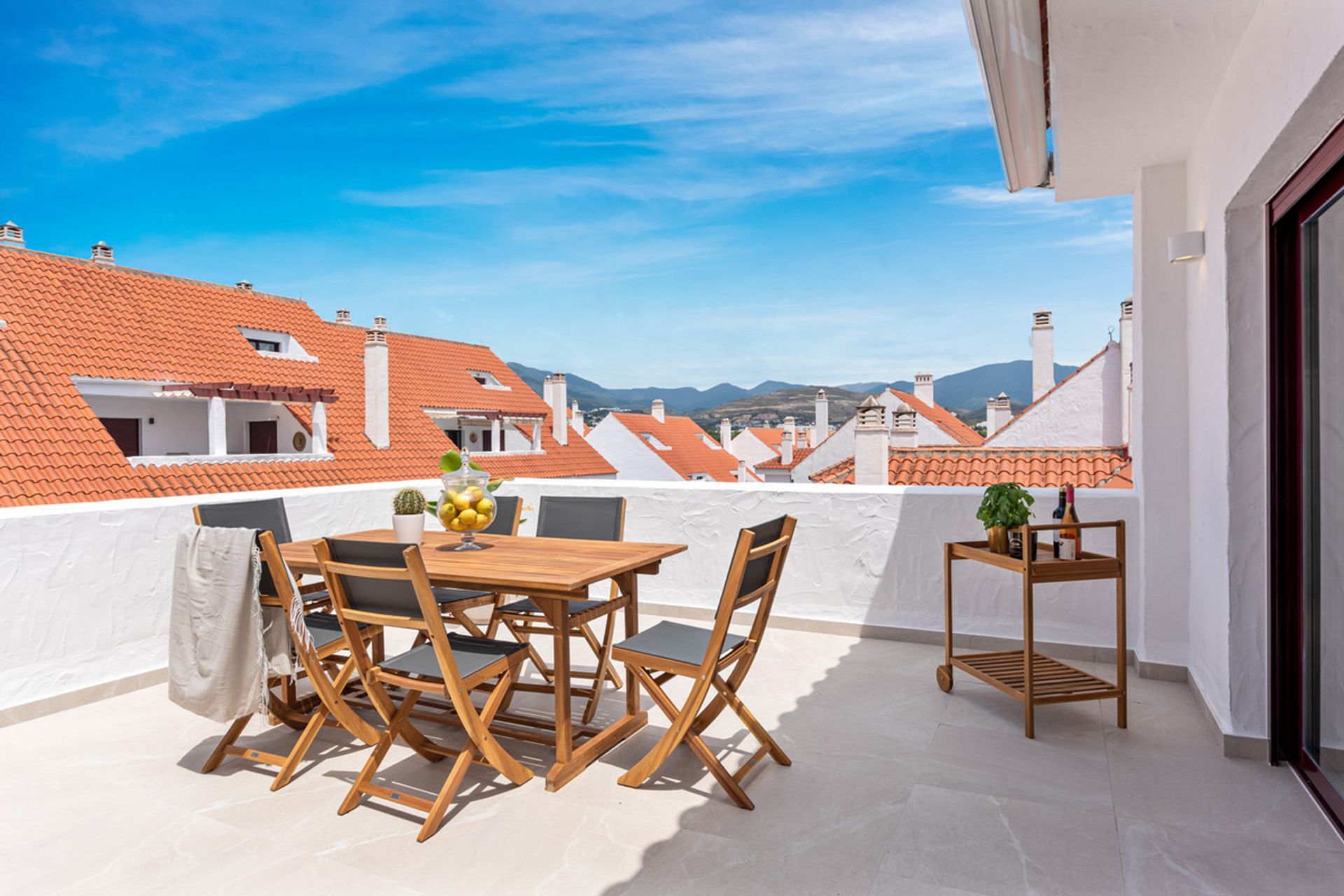 Condominium in Marbella, Andalusia 11911504