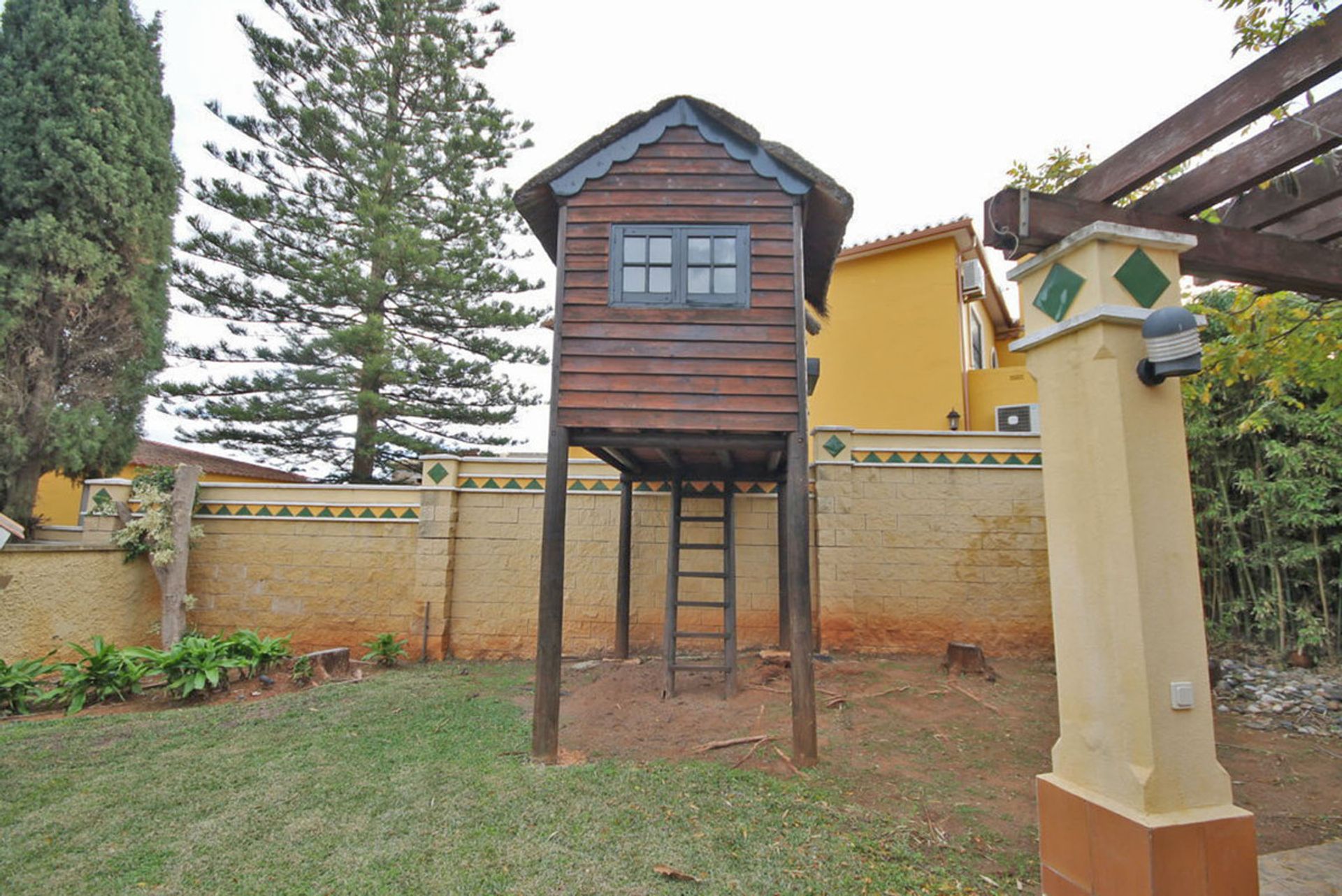 Huis in Alhaurín de la Torre, Andalucía 11911630