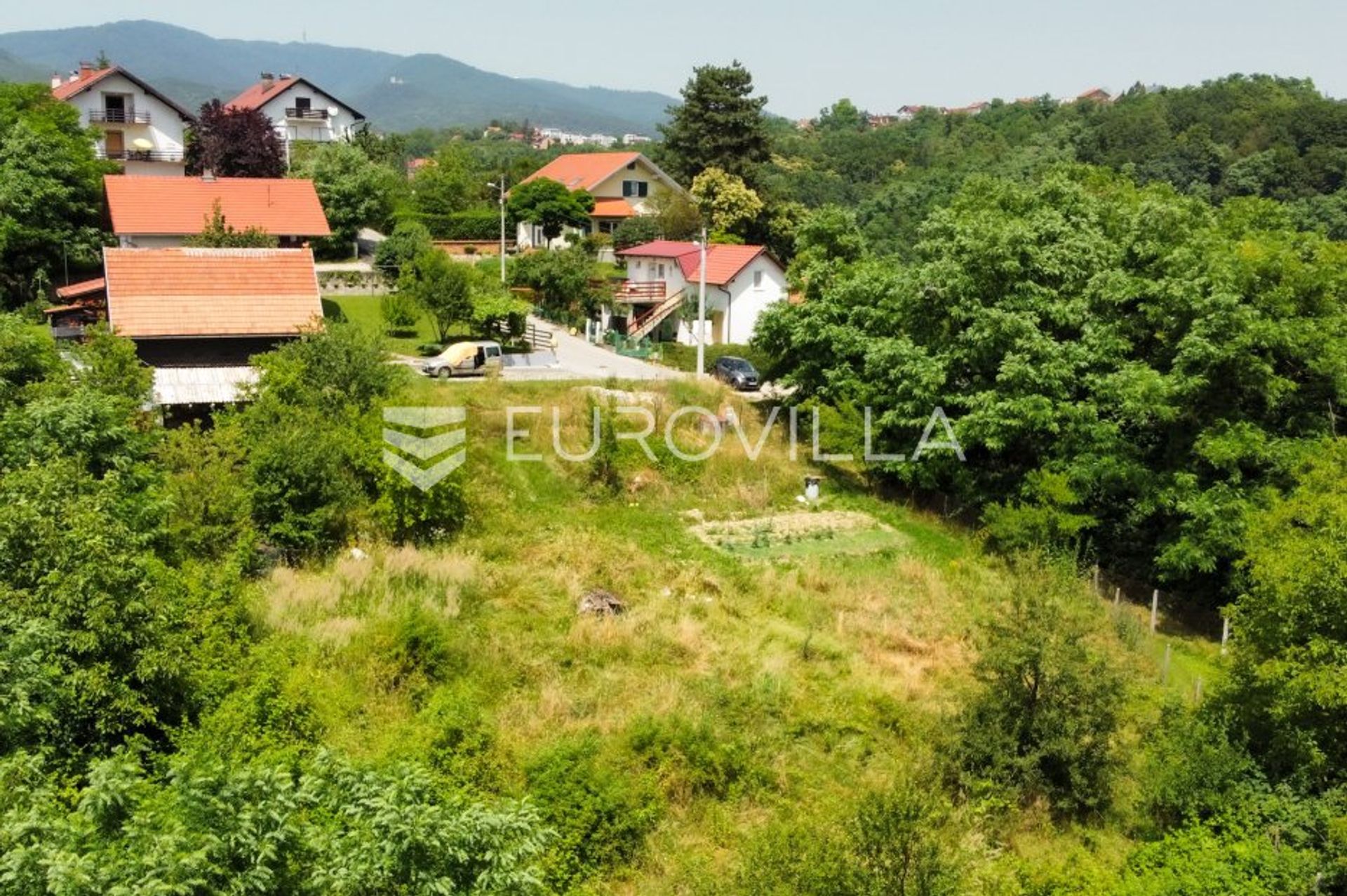 Land im Vrapce, Zagreb, Grad 11912475