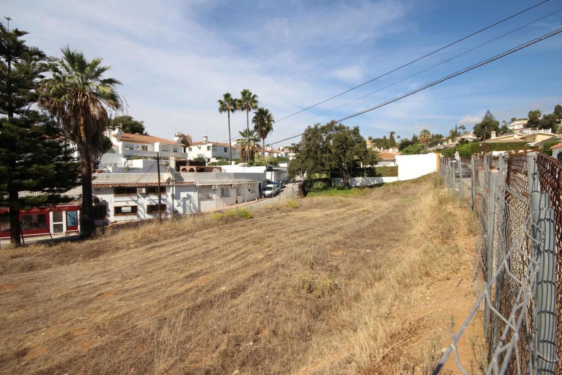 Land in Marbella, Andalucía 11913515