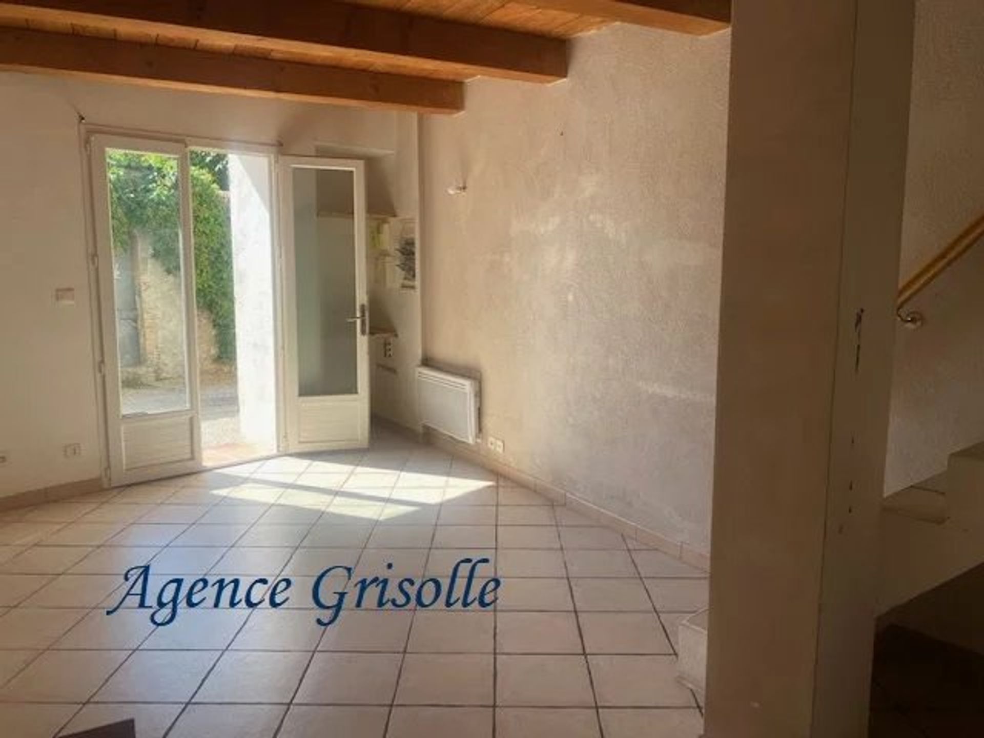 Casa nel Sainte-Anastasie-sur-Issole, Provence-Alpes-Cote d'Azur 11913942