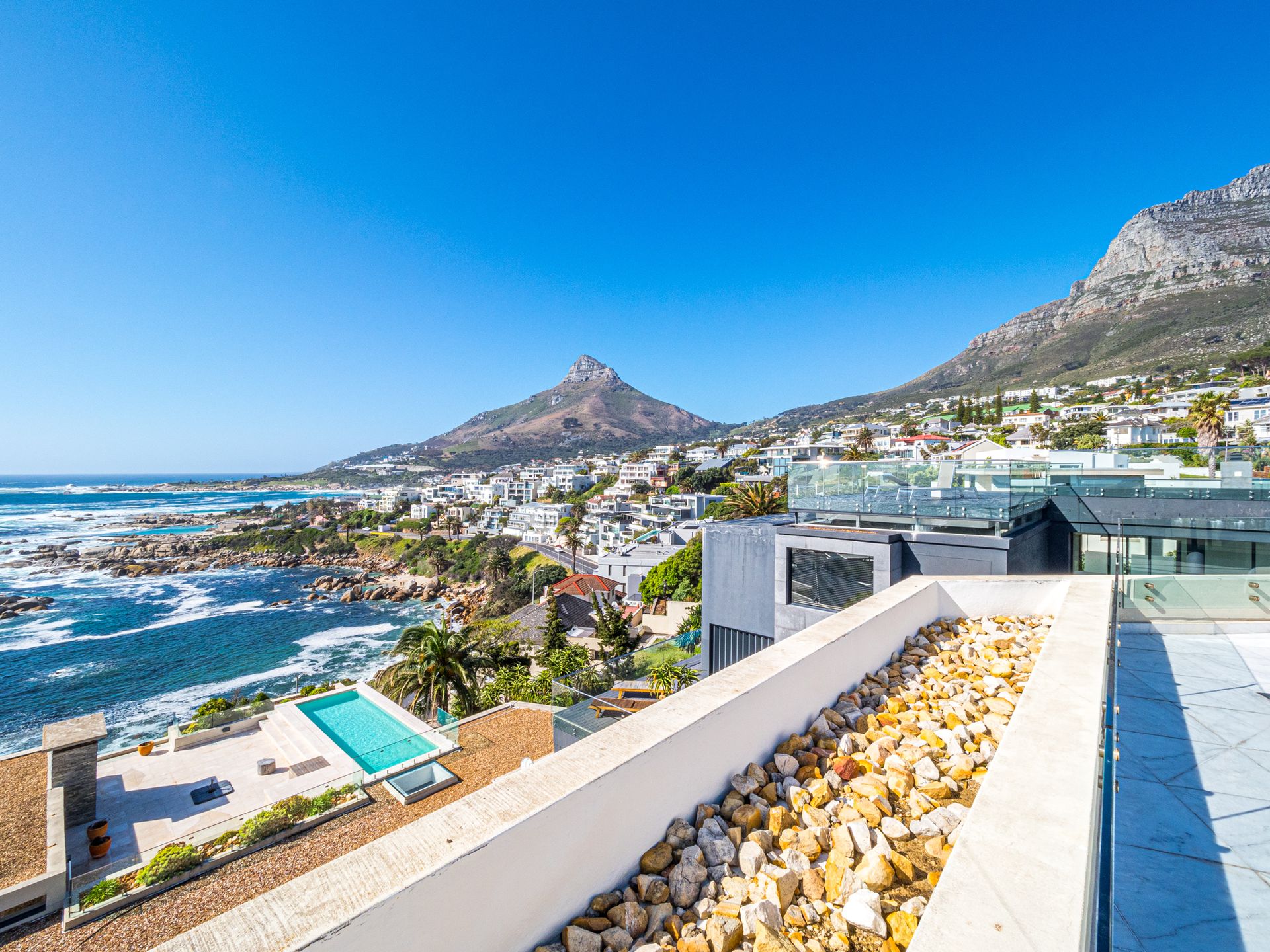 Condominium in Cape Town, 13 Houghton Road 11914135