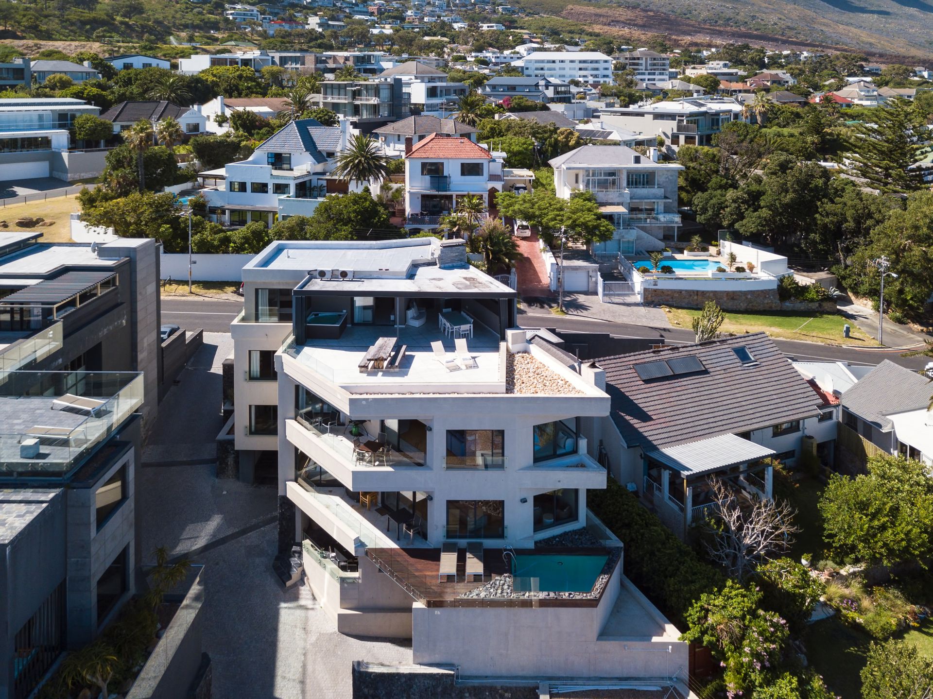 Condominium in Cape Town, 13 Houghton Road 11914135