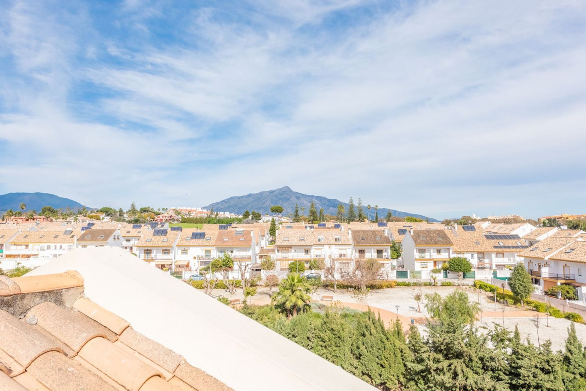 rumah dalam Marbella, Andalucía 11915357