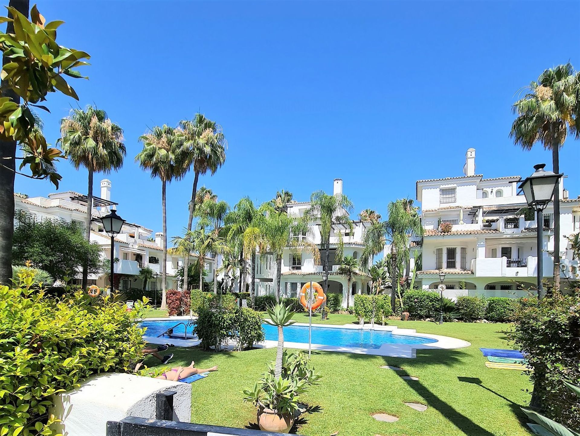 Osakehuoneisto sisään Marbella, Andalucía 11915710