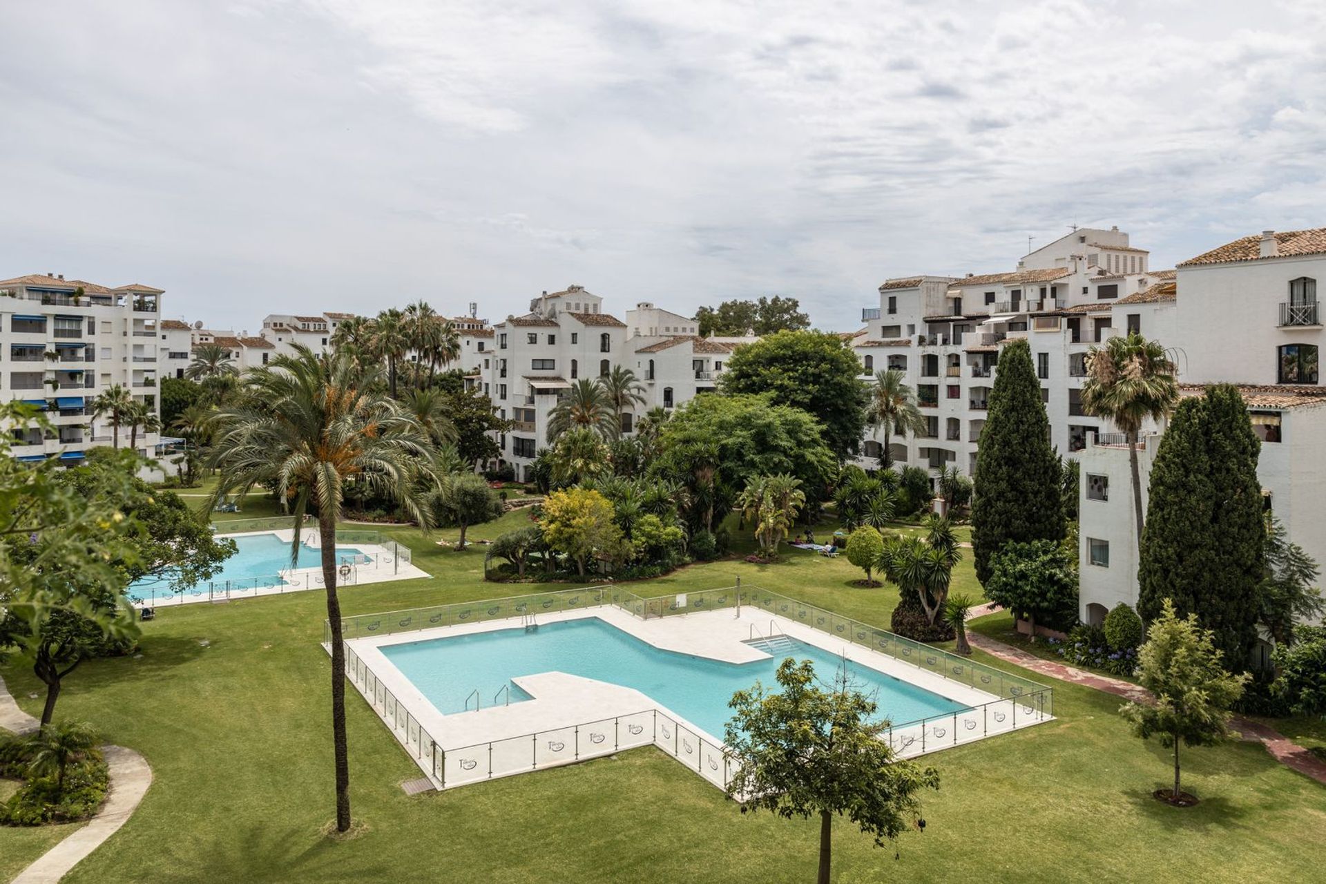 Osakehuoneisto sisään Marbella, Andalucía 11915737