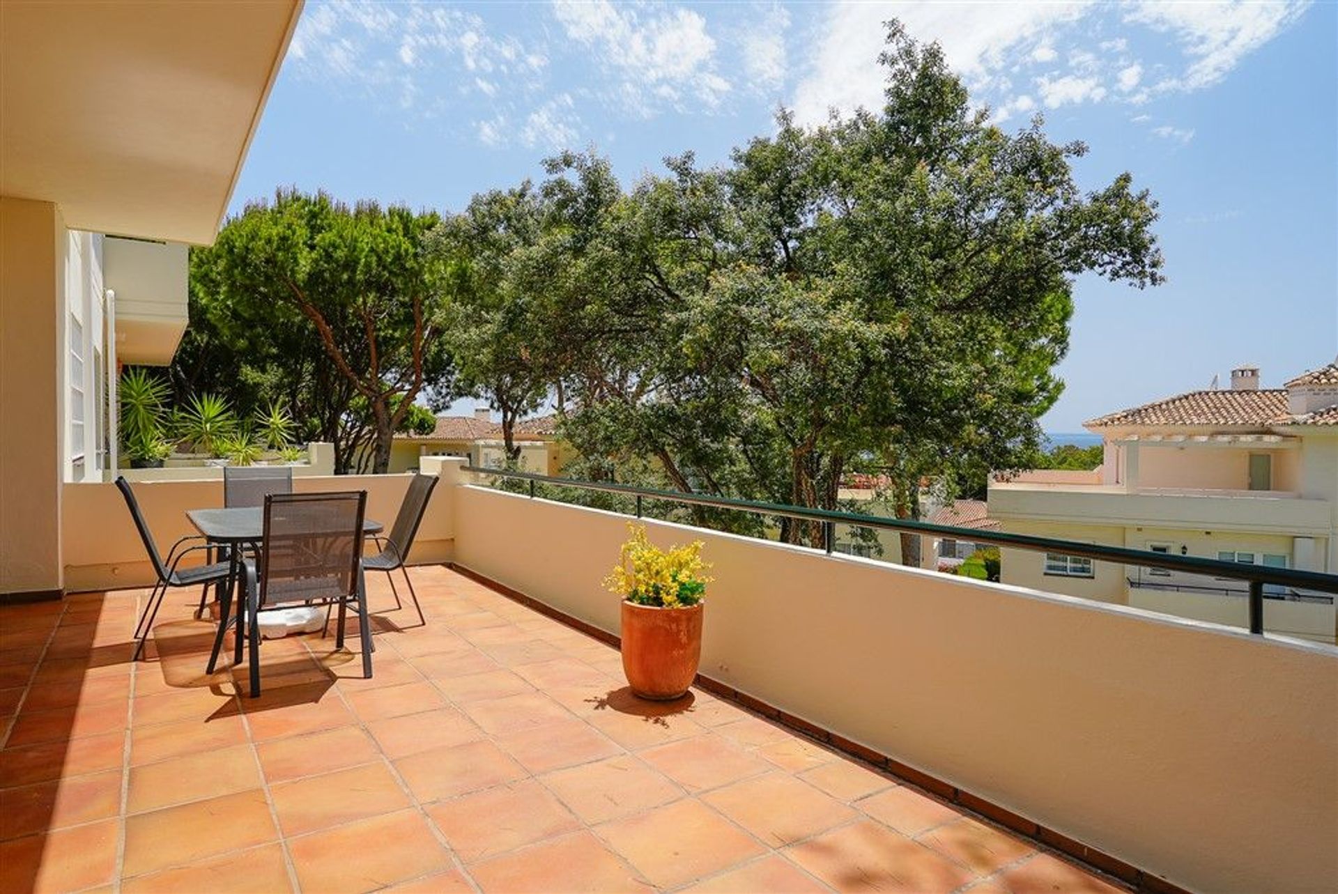 Condominium in Marbella, Andalucía 11915856