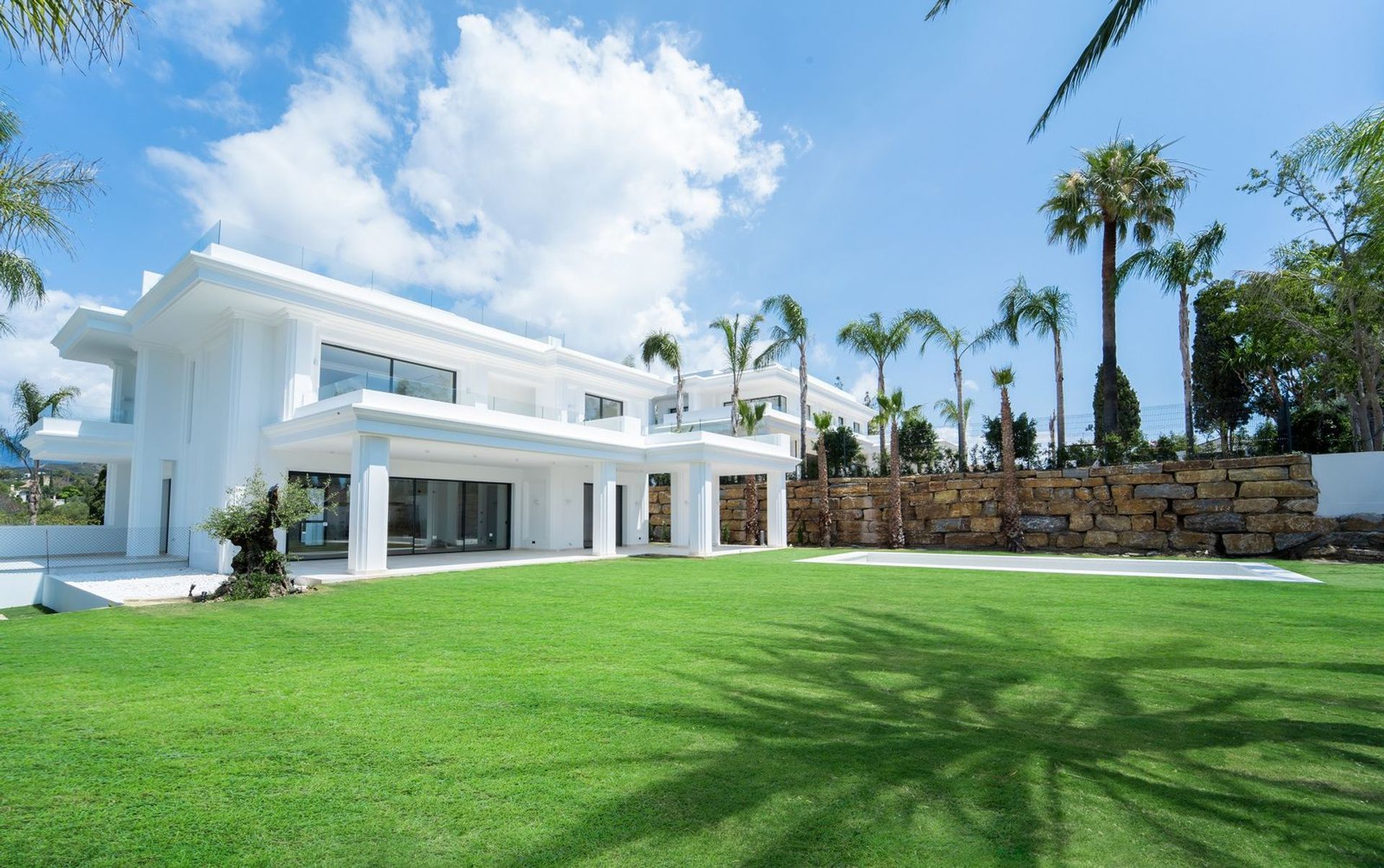 House in Saint Michael's Estate, Central Singapore 11915899