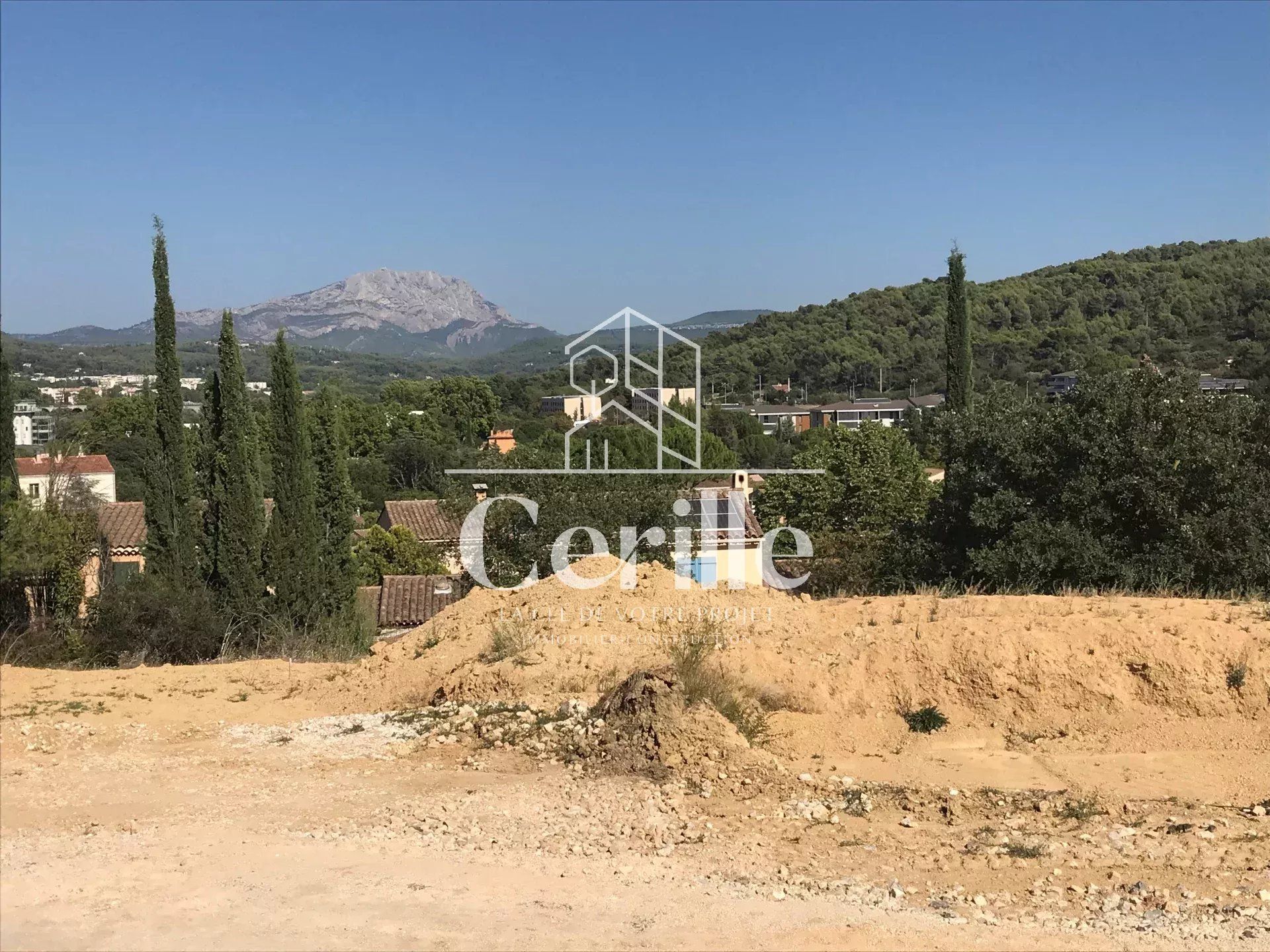 Жилой в Aix-en-Provence, Bouches-du-Rhône 11916390