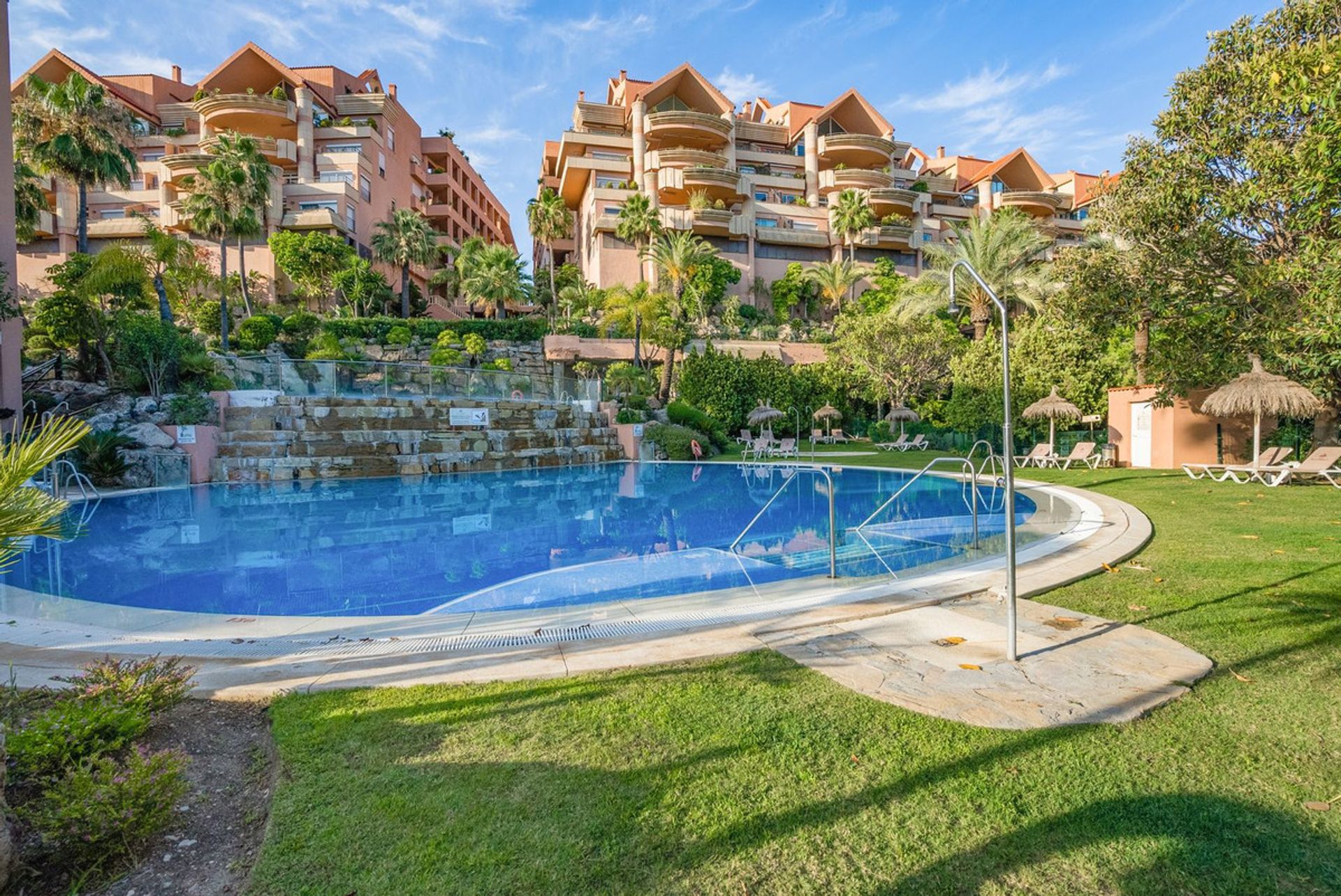 Condominio en Marbella, Andalucía 11917860