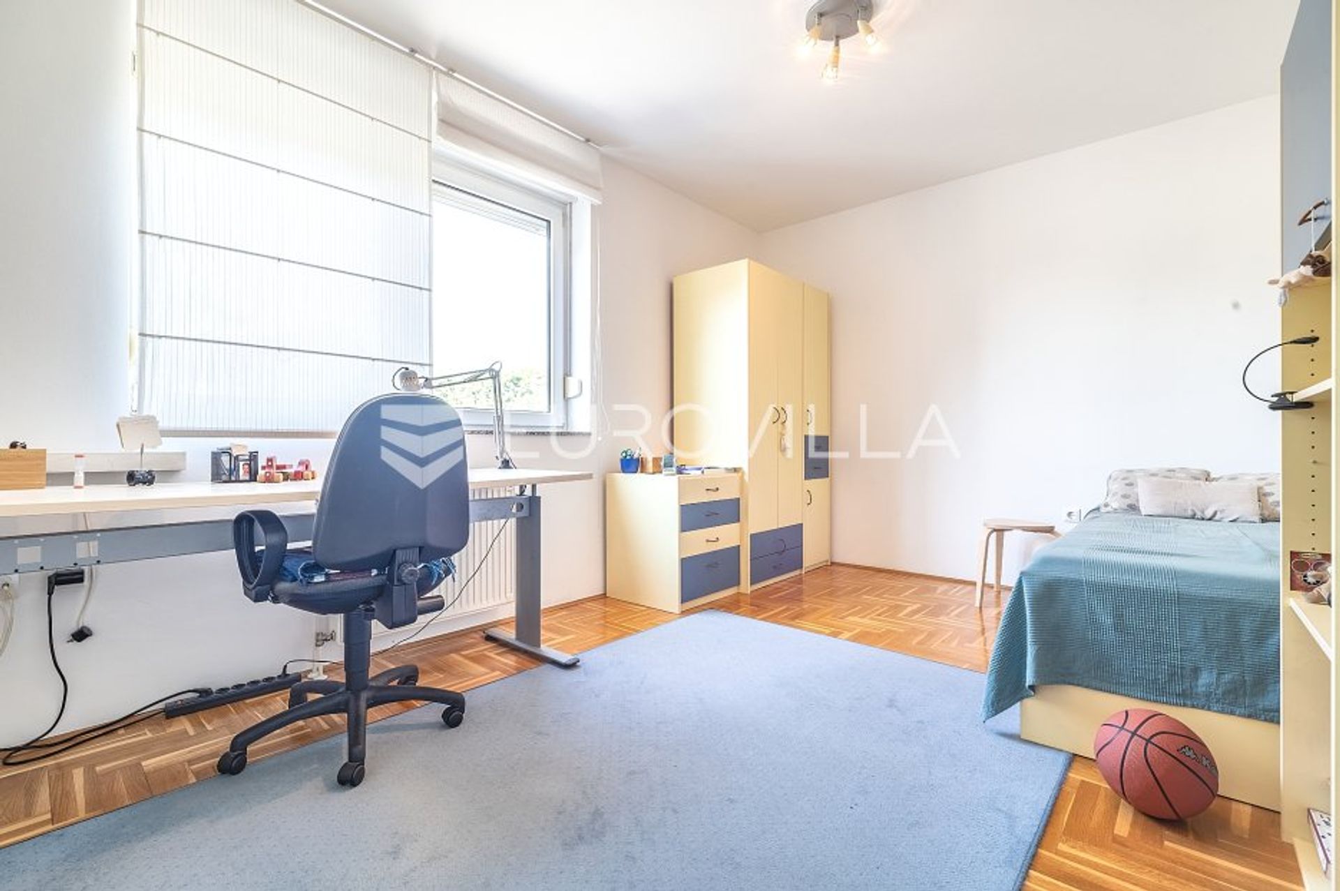 Condominio en Bijenik, Zagreb, Graduado 11919065