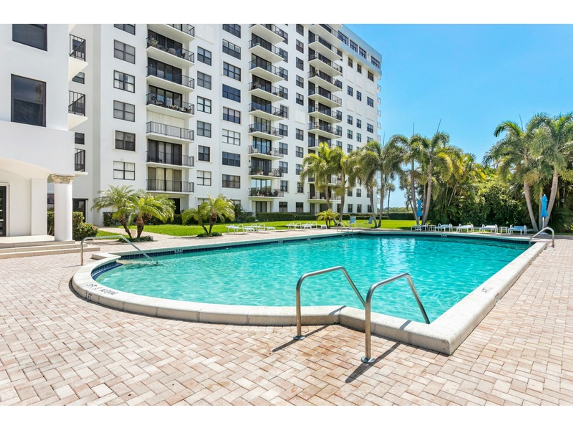 Condominio en West Palm Beach, Florida 11919099