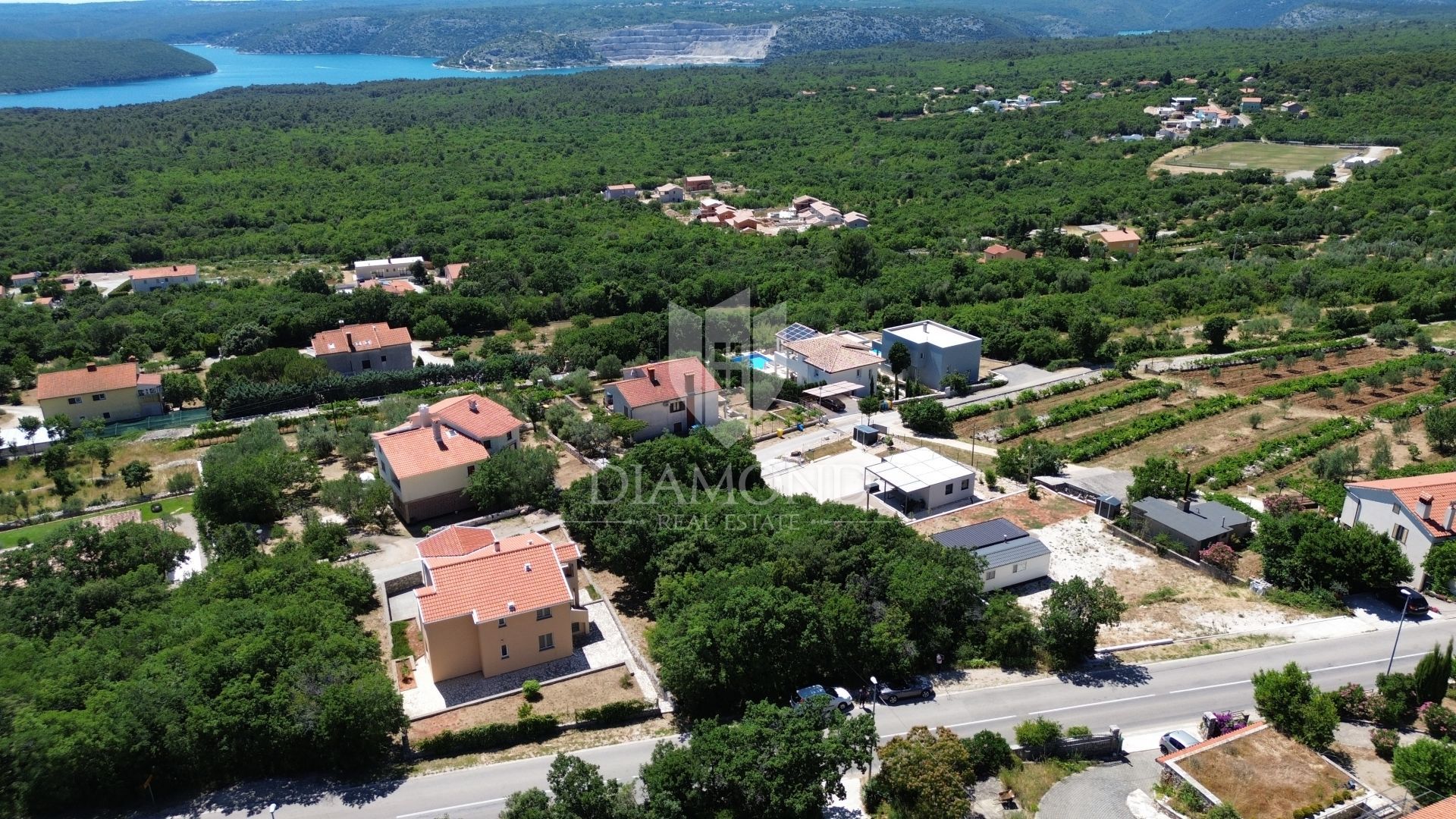 Tierra en Labin, Istria County 11919307