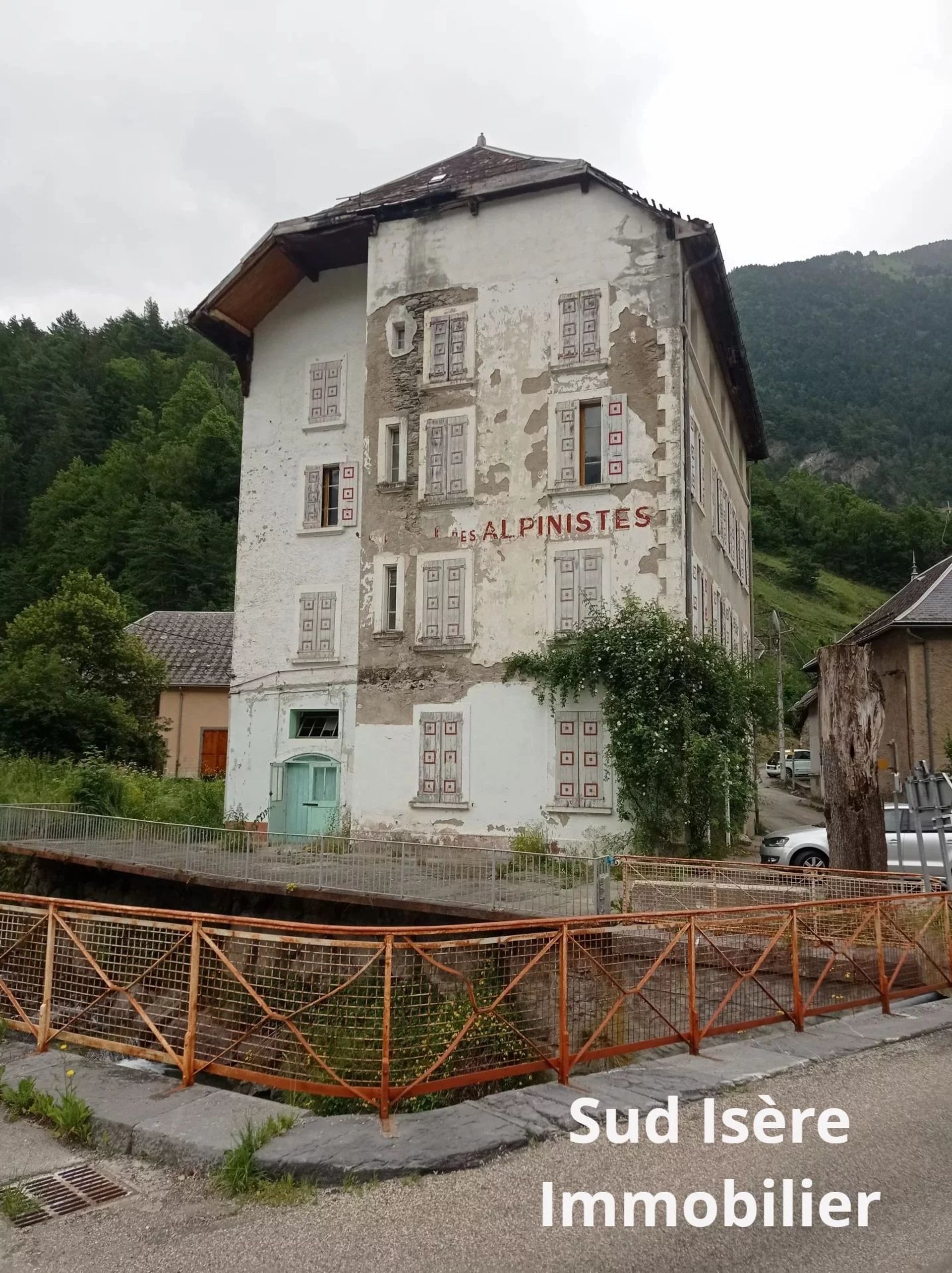 Huis in Le Perier, Auvergne-Rhône-Alpes 11919514