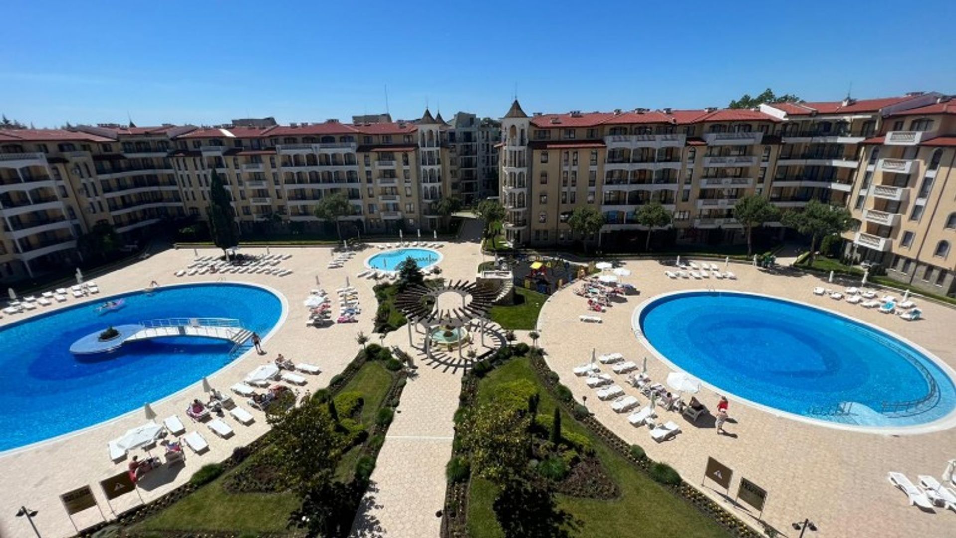 Condominio en Nesebar, Burgas 11920170