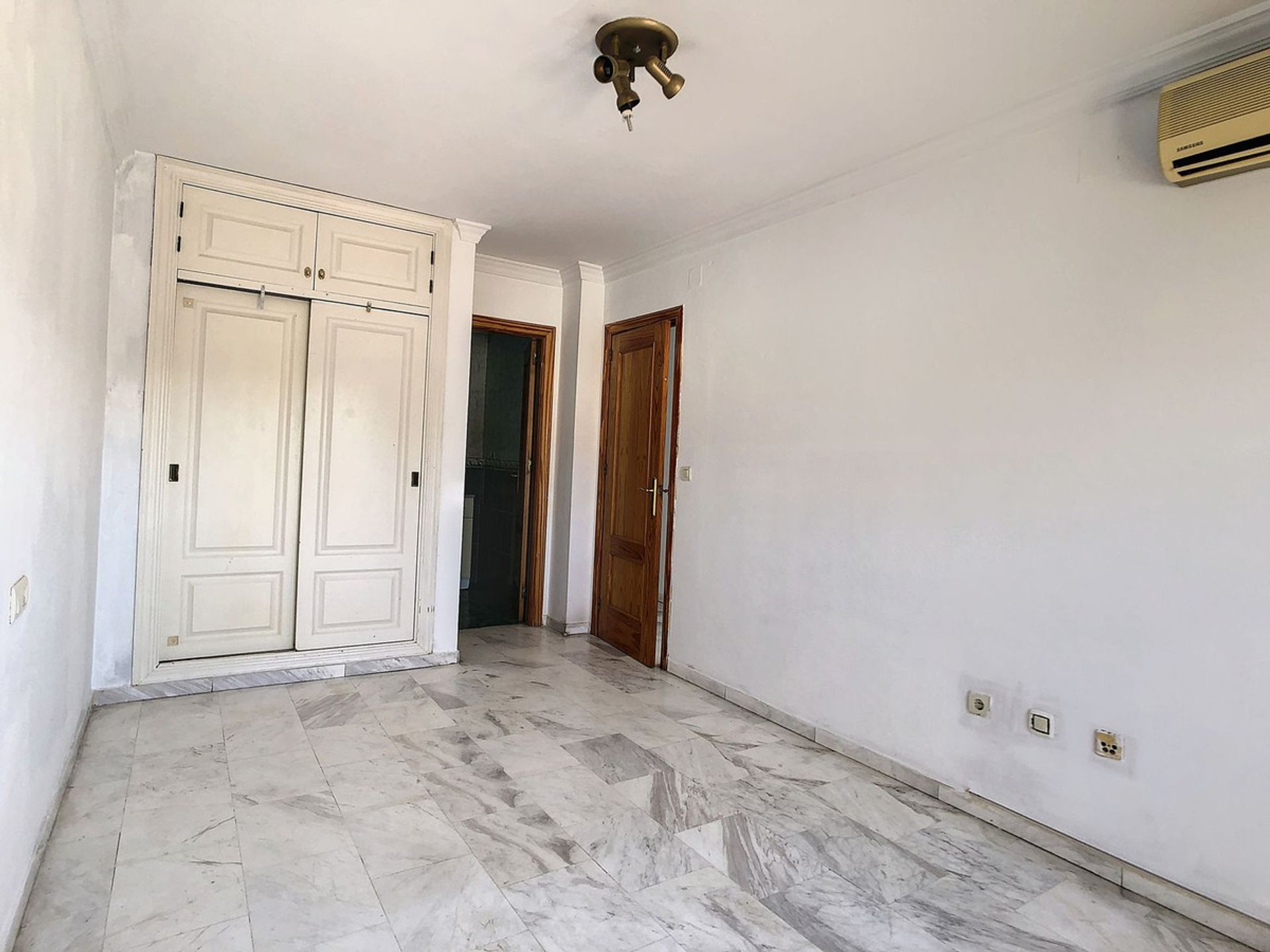 Condominio nel Benalmádena, Andalucía 11920376