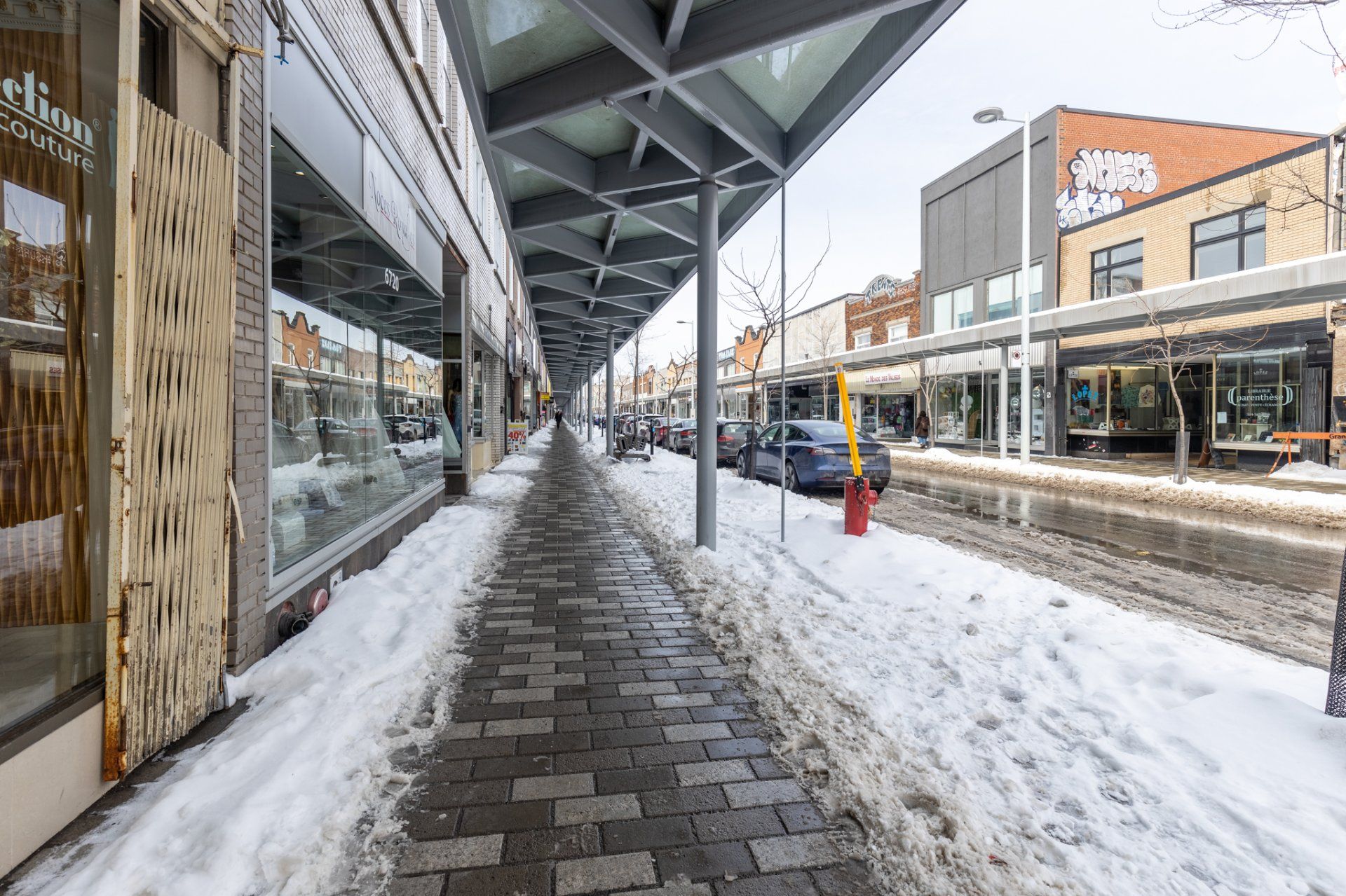 Office in Montréal, 6712 Rue Saint-Hubert 11921524