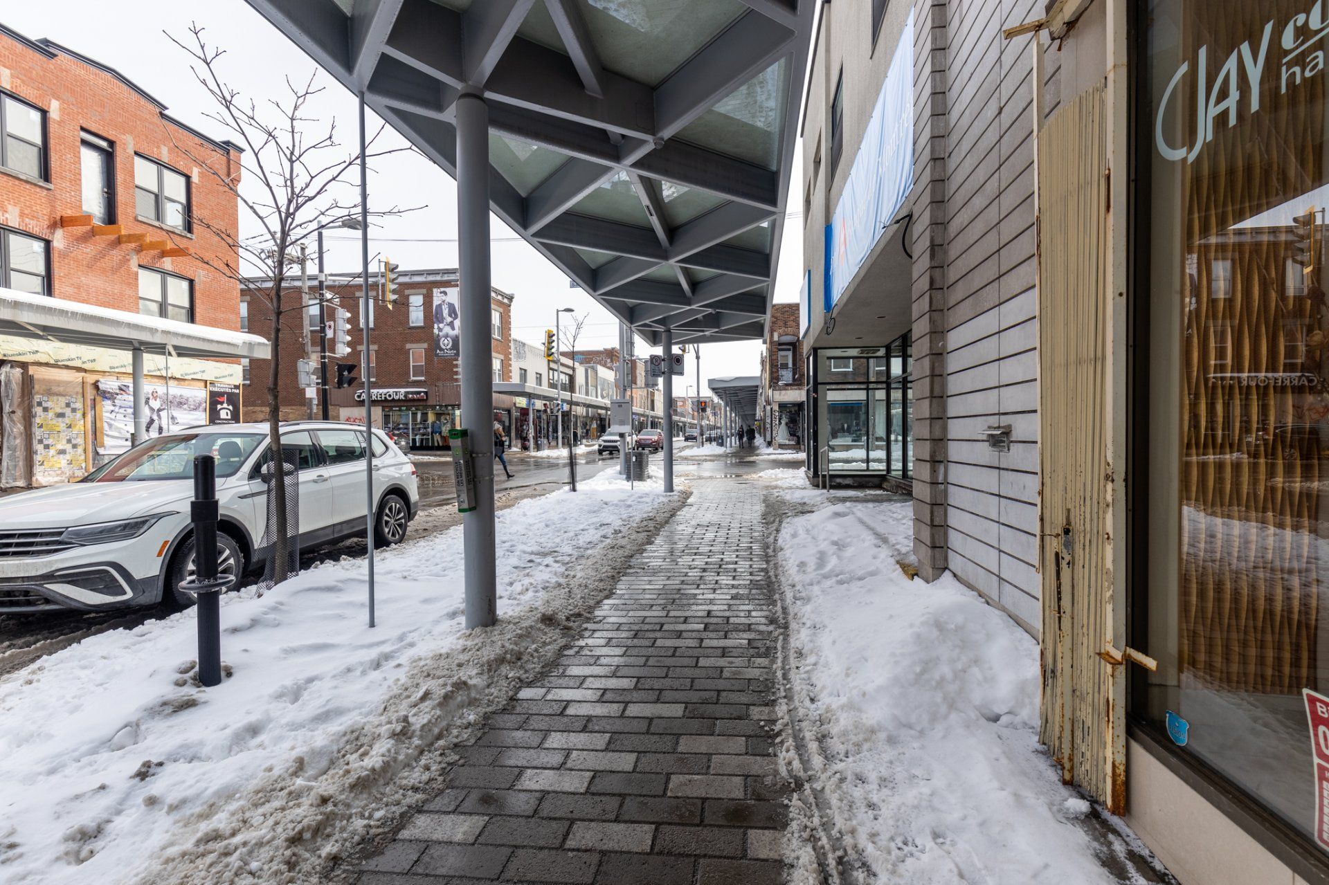 Office in Montréal, 6712 Rue Saint-Hubert 11921524