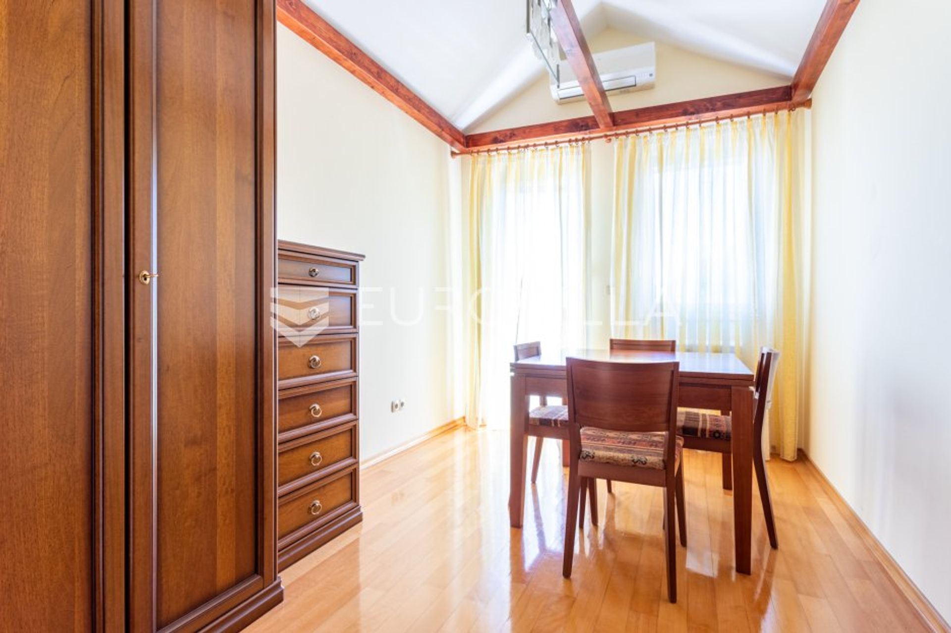 Huis in Kaštel Lukšić, Splitsko-dalmatinska županija 11921607