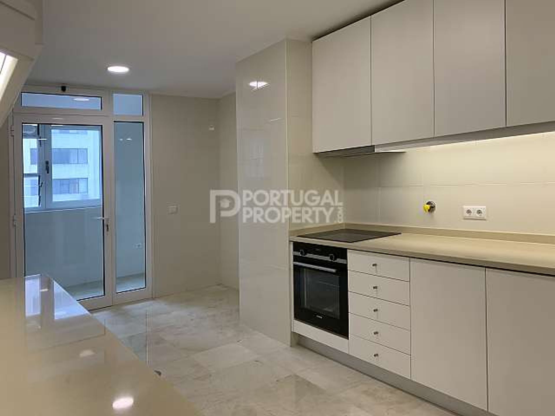 Condominio nel Porto, Porto District 11922036