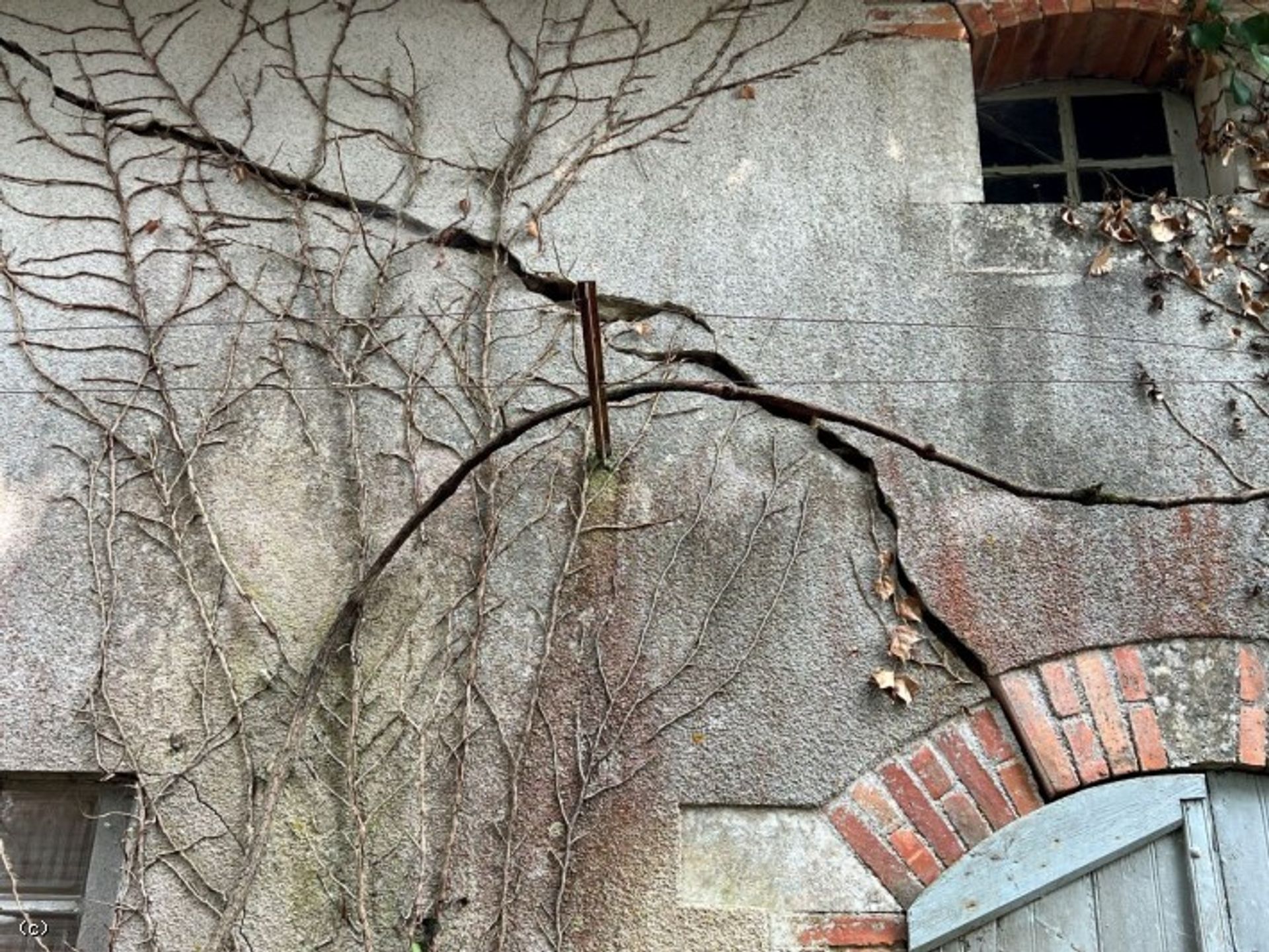 Rumah di Nanteuil-en-Vallée, Nouvelle-Aquitaine 11922076