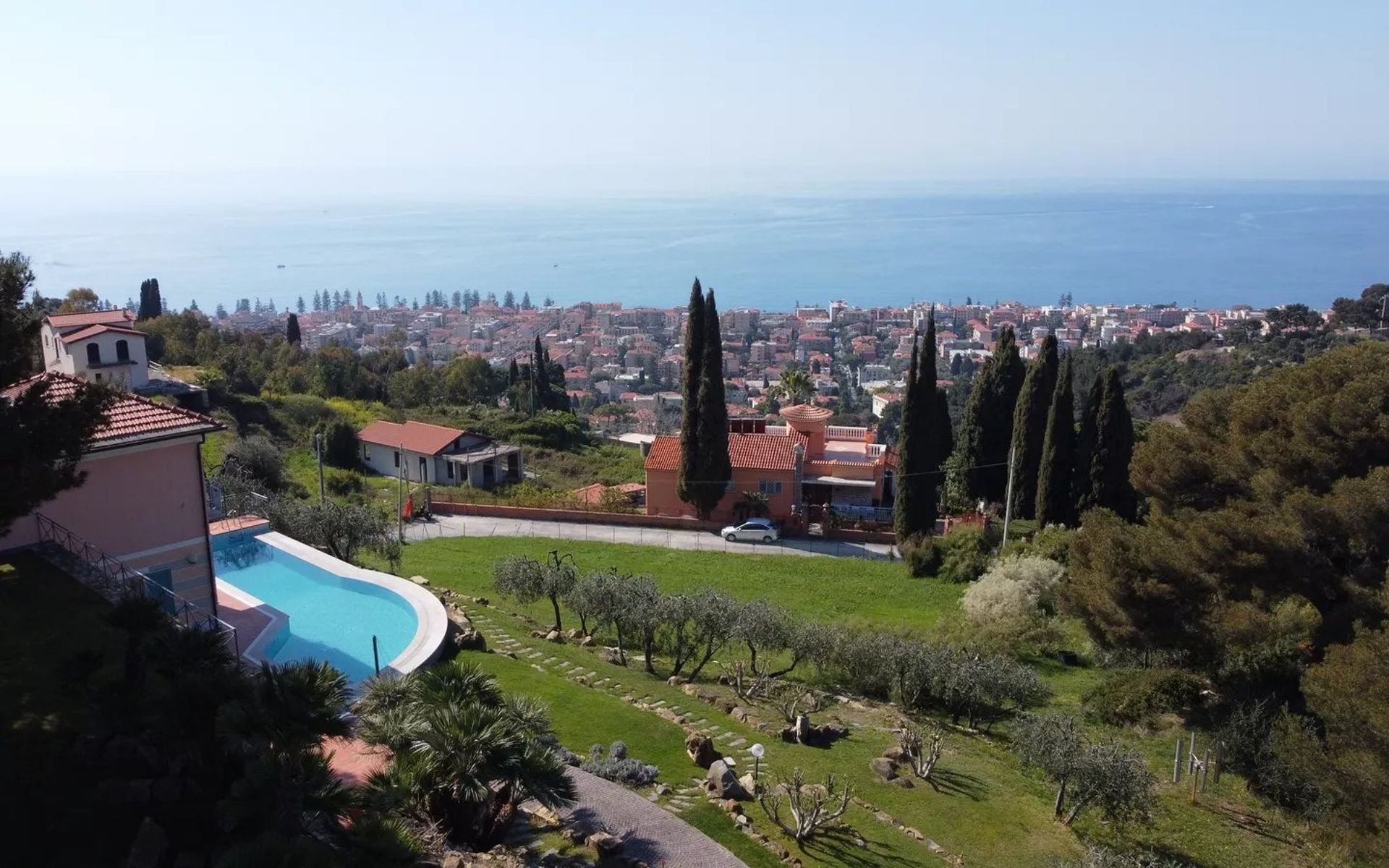 بيت في Bordighera, Liguria 11923425