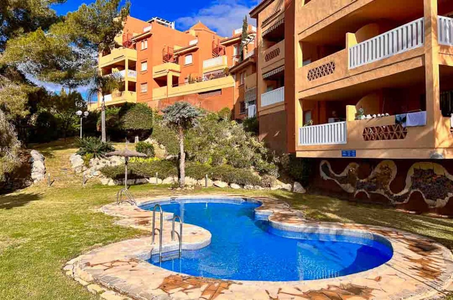 Condominio en marbella, Andalucía 11924367