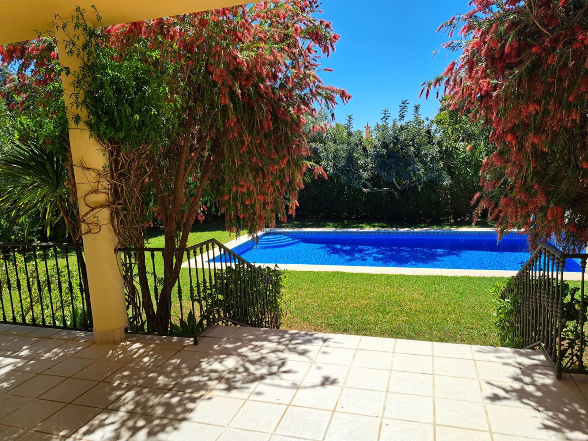 Huis in Marbella, Andalusia 11924474