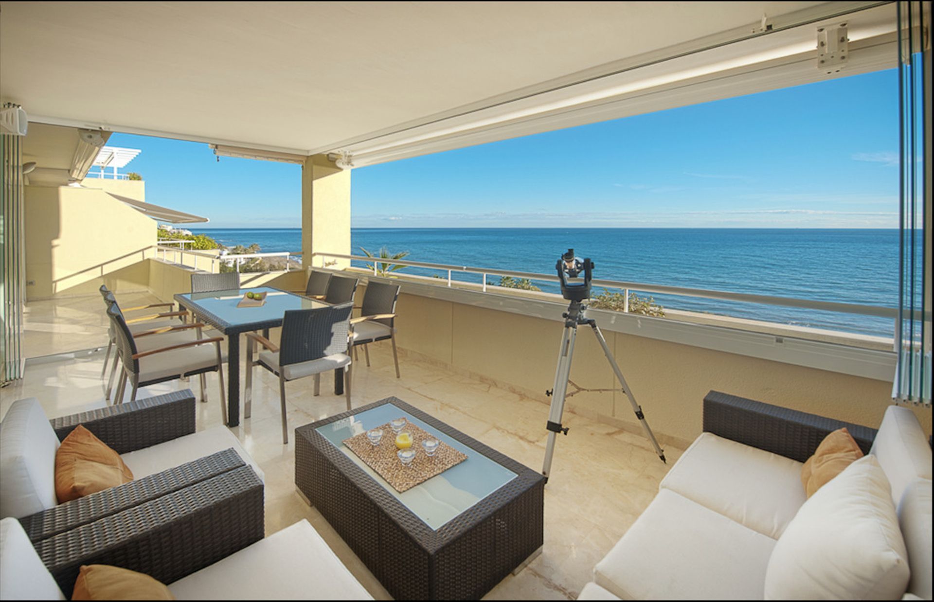 Condominium dans Marbella, Andalucía 11924654