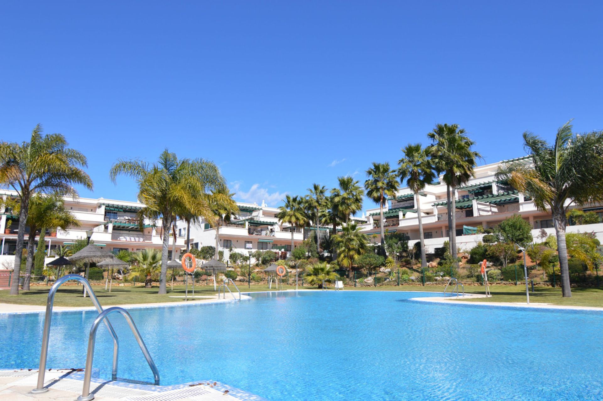 Condominium dans Marbella, Andalousie 11926820