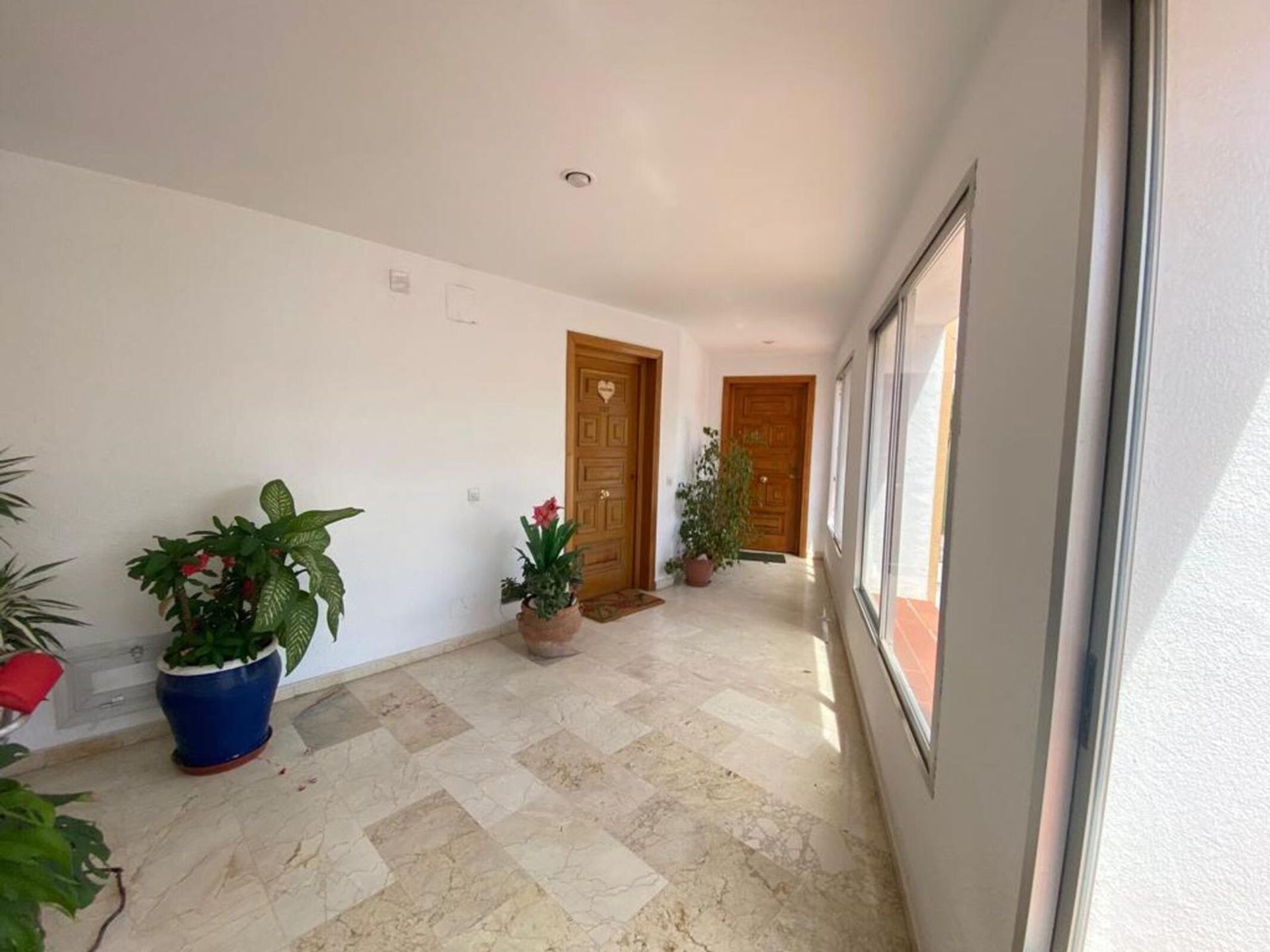 Condominio nel Marbella, Andalucía 11927010