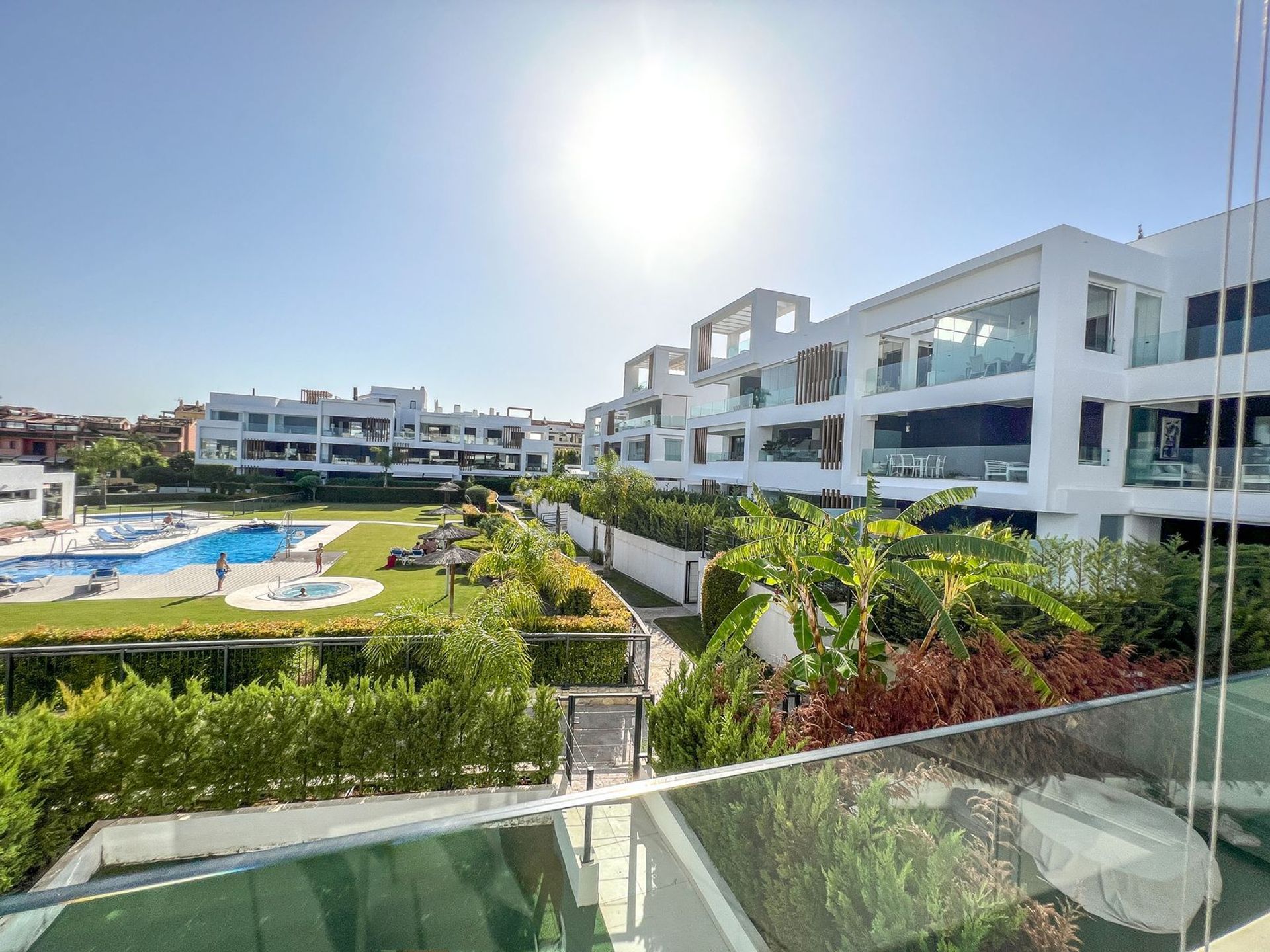 Condominium in Benahavis, Andalusia 11927060