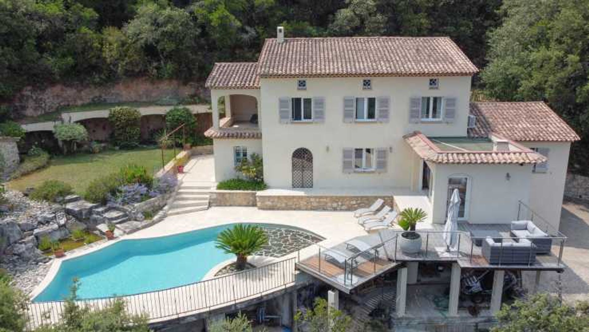 Rumah di Montauroux, Provence-Alpes-Cote d'Azur 11927969